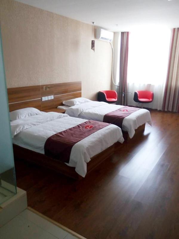 Mainland Chinese Citizens - Business Twin Room photo 2