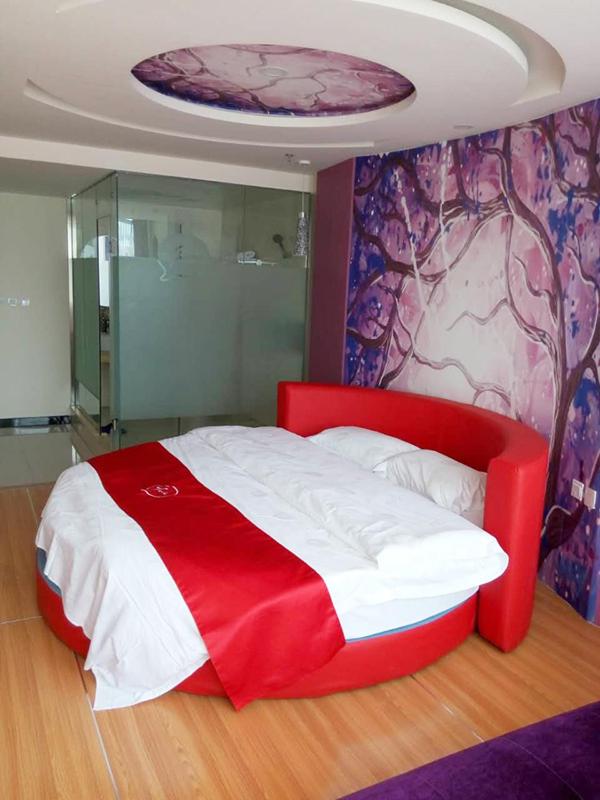 Mainland Chinese Citizens - Flavour Round Bed Room photo 2