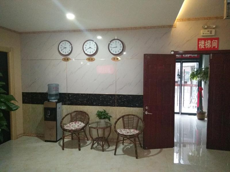 Mainland Chinese Citizens - Special Offer Twin Room photo 2