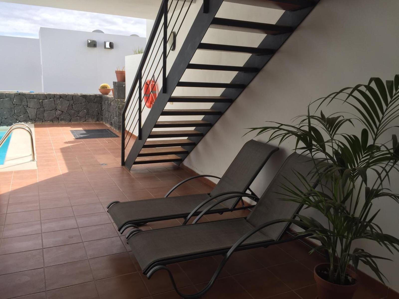 Three-Bedroom House - Photo 6