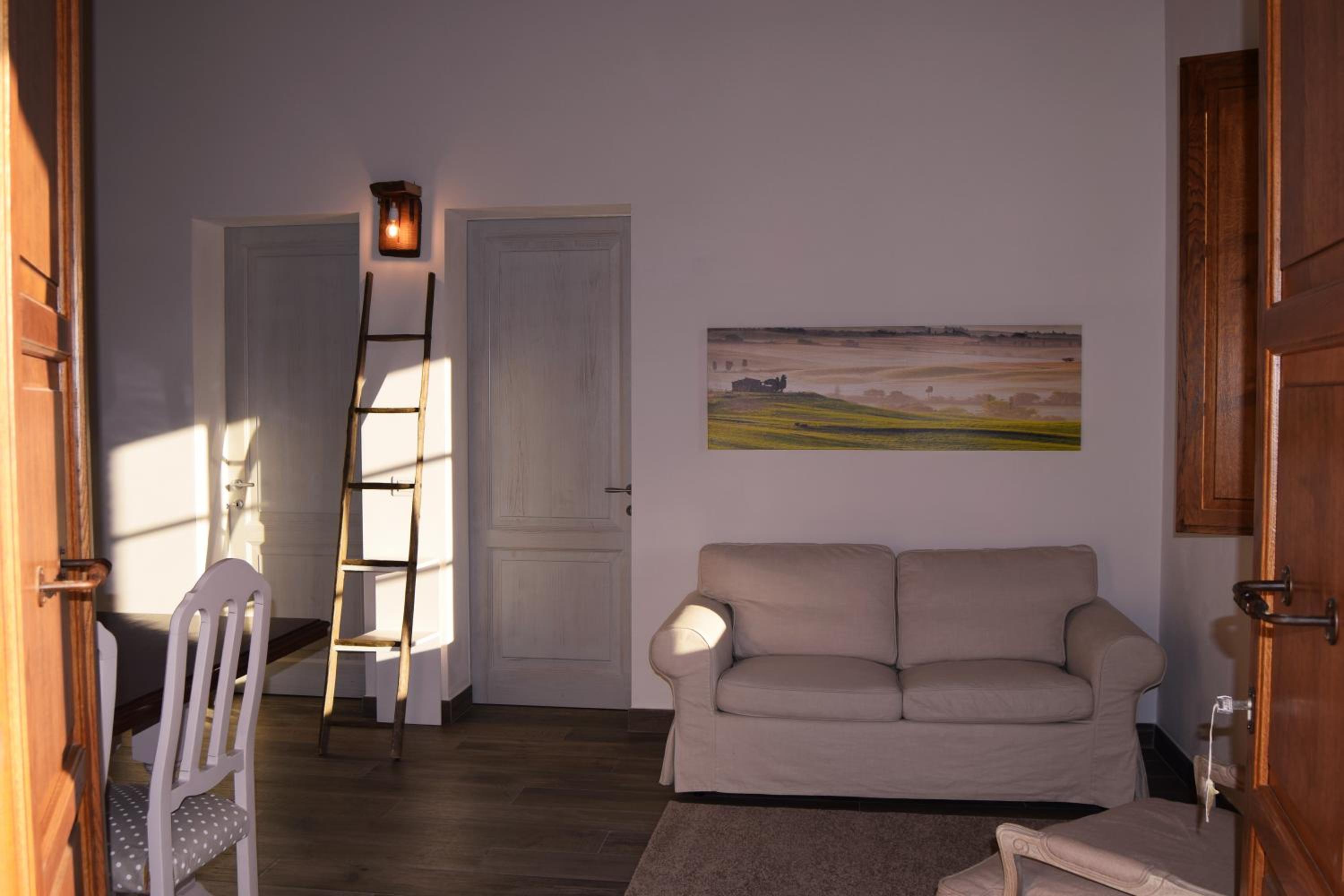 Superior King Room photo 3