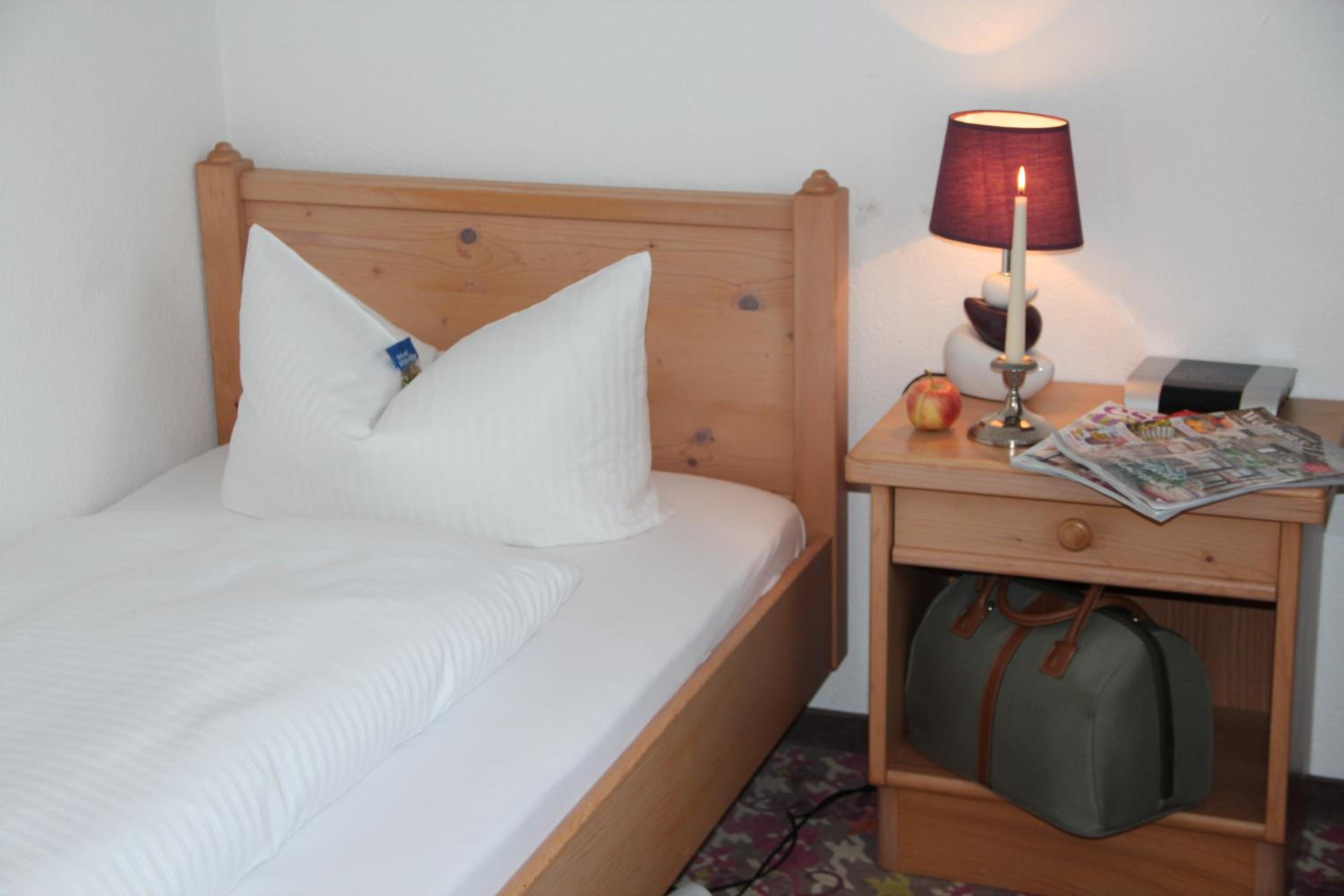 Single Room photo 2