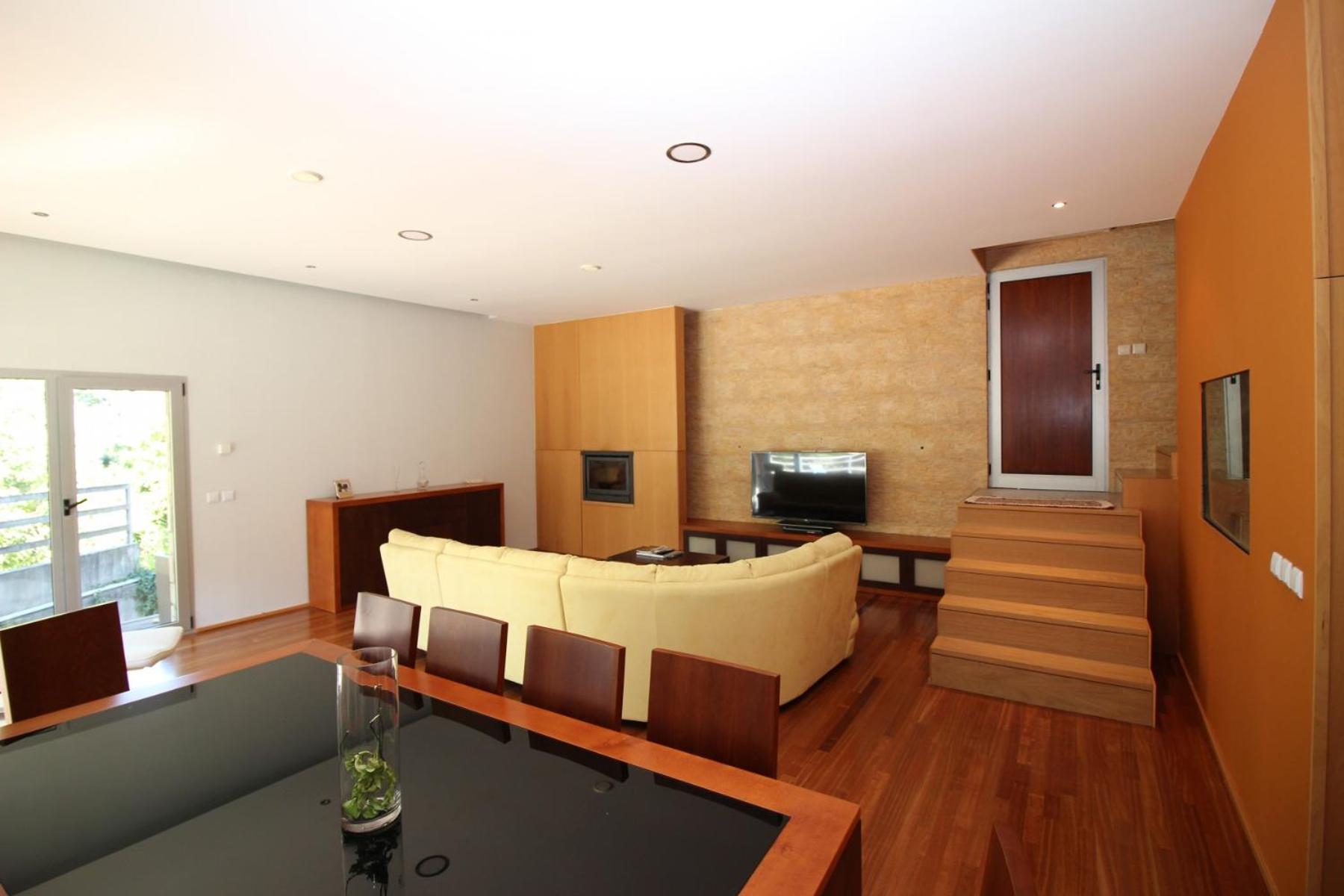 Three-Bedroom House photo 1