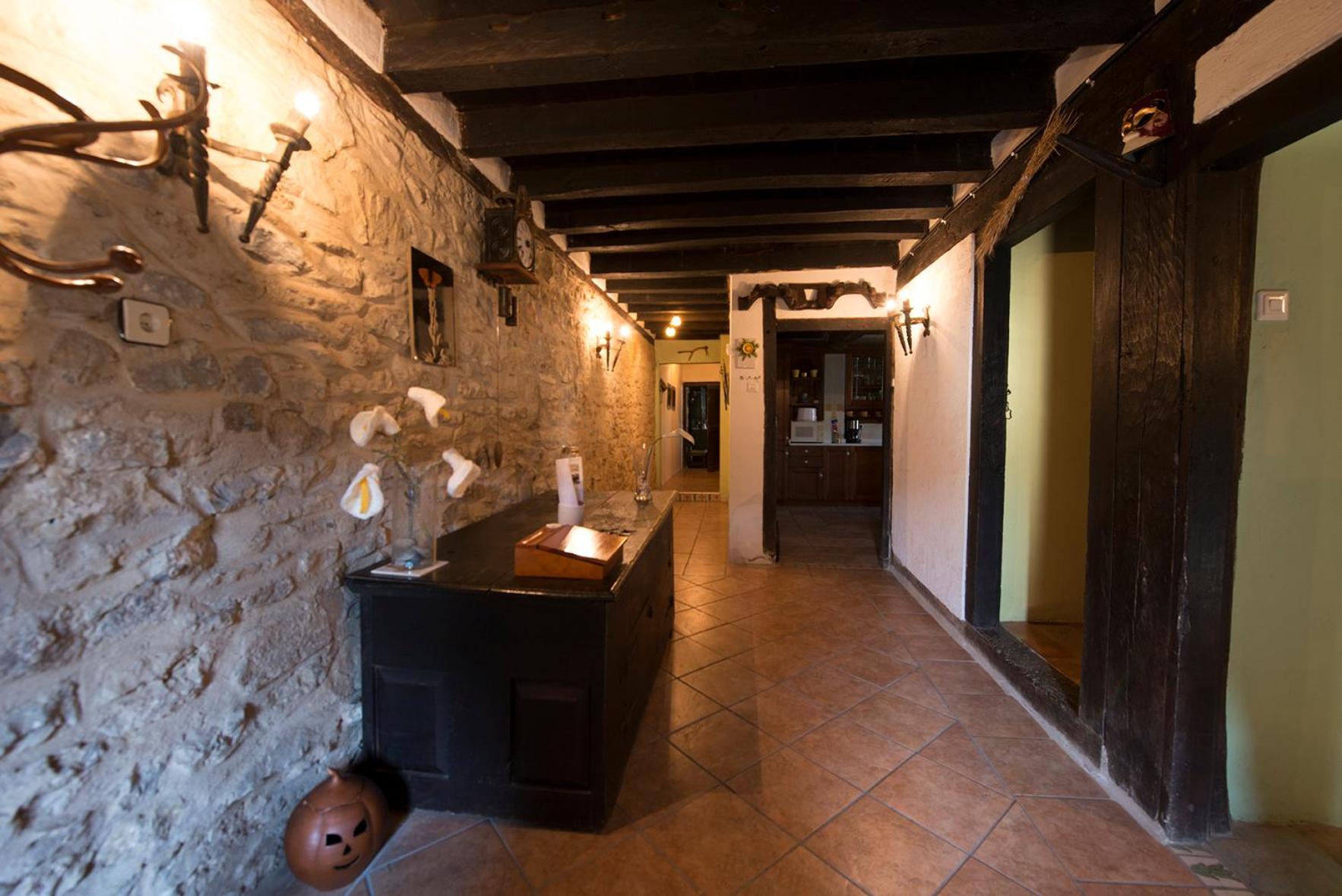 Casa de Seis Habitaciones