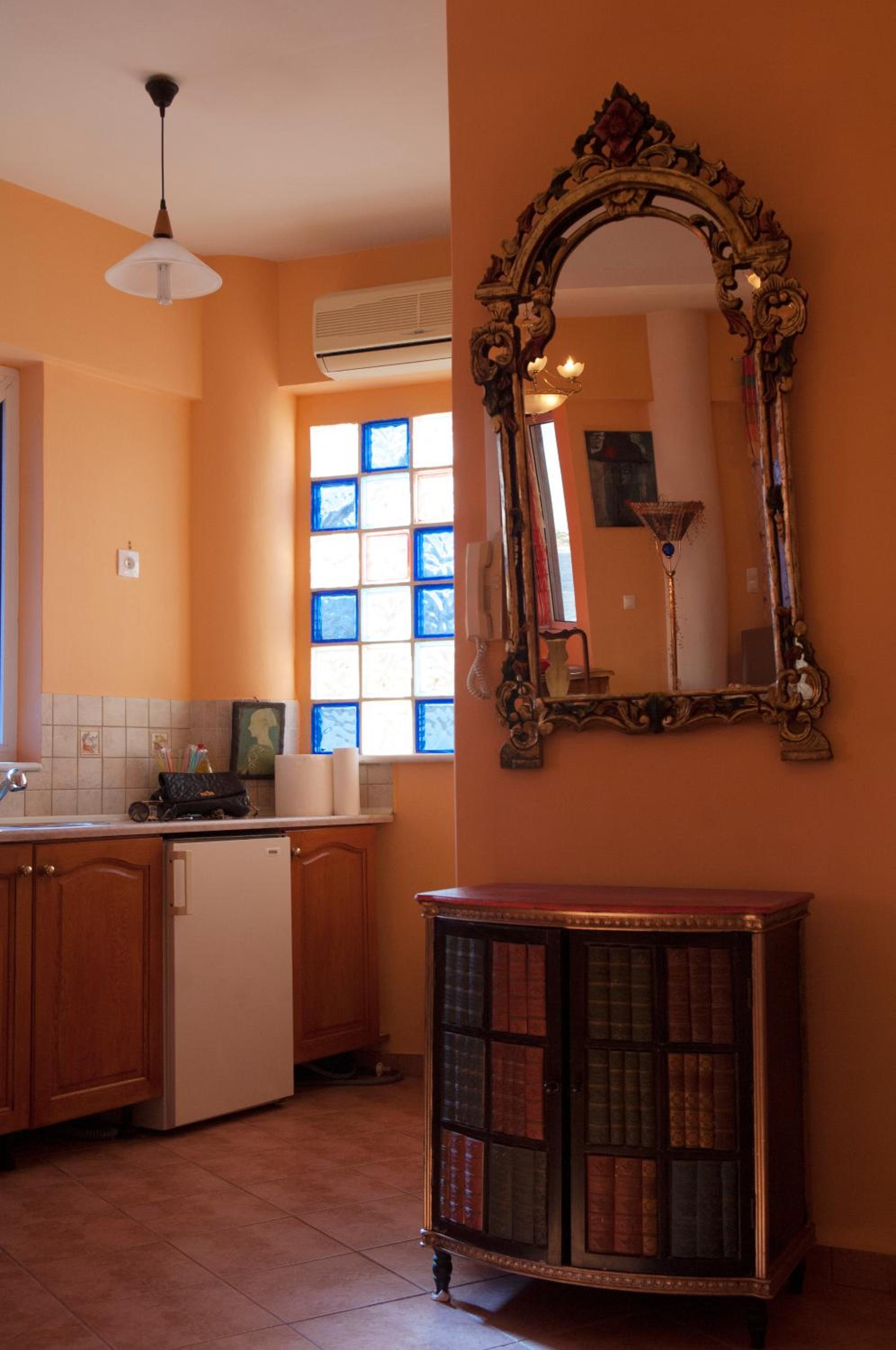 Deluxe Apartment with Sea View 2nd floor - Photo 10