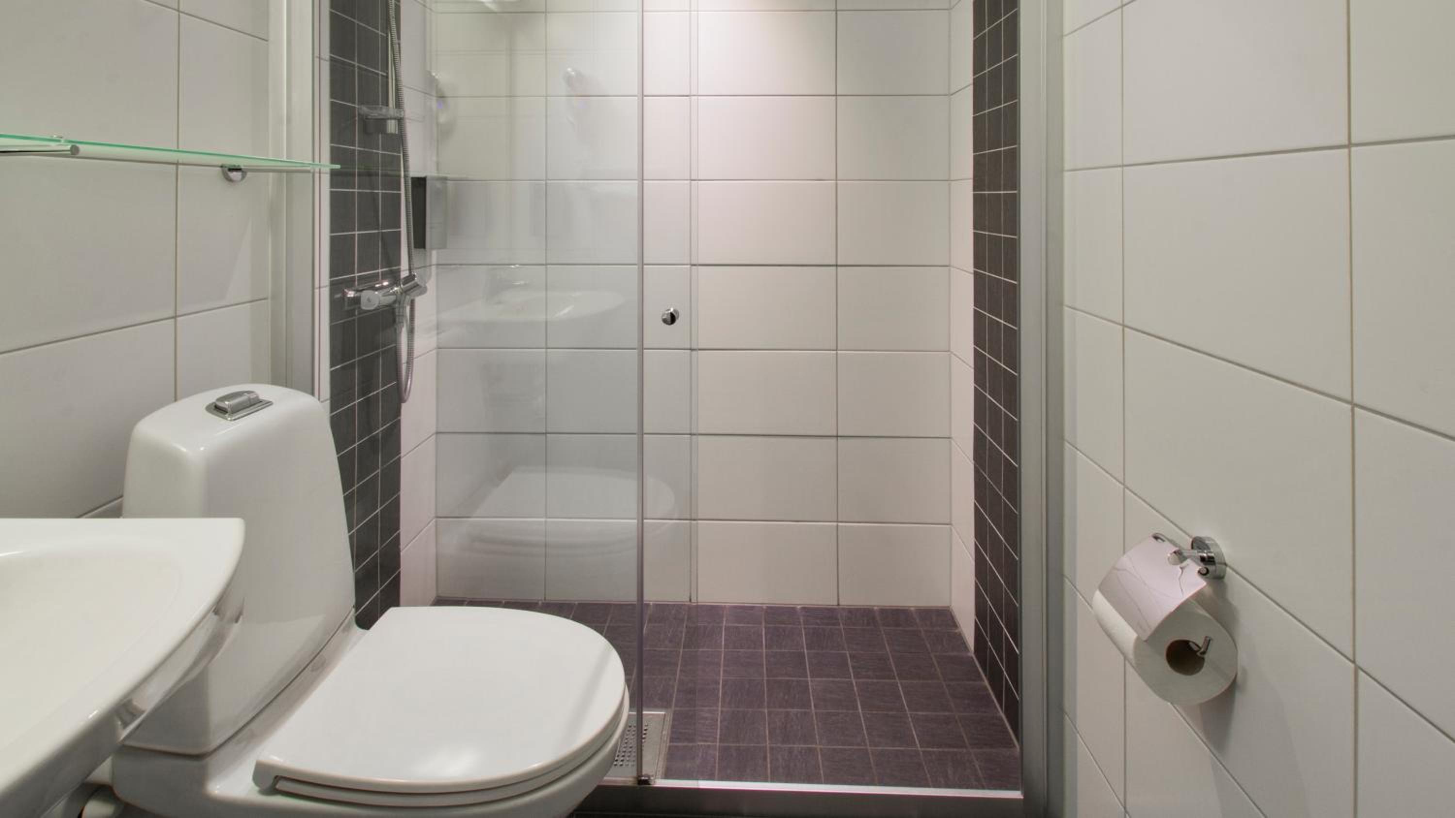 Standard Double Room - Photo 4