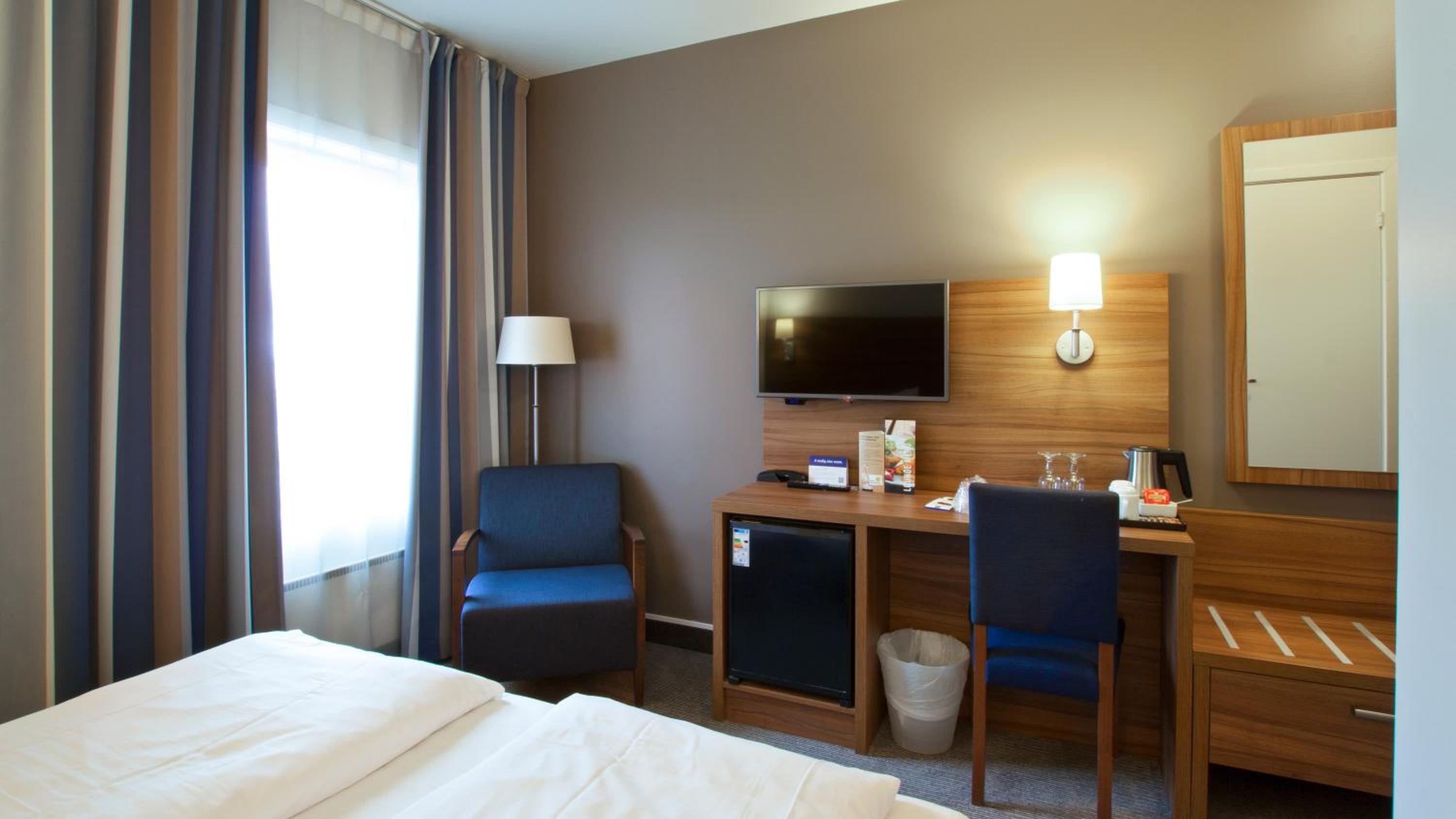 Standard Double Room - Photo 2