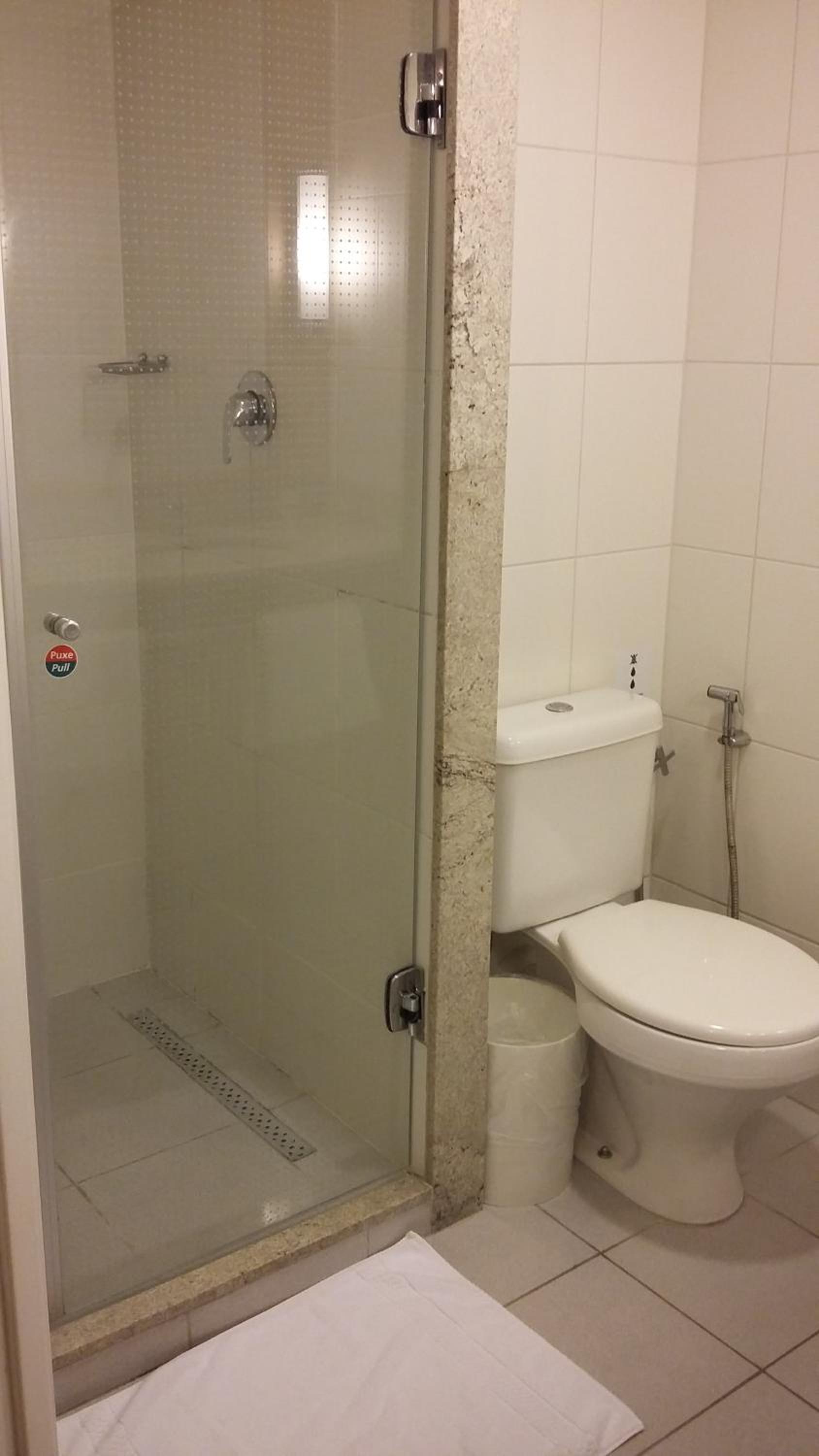 Standard Non Smoking Room with One Double Bed photo 3