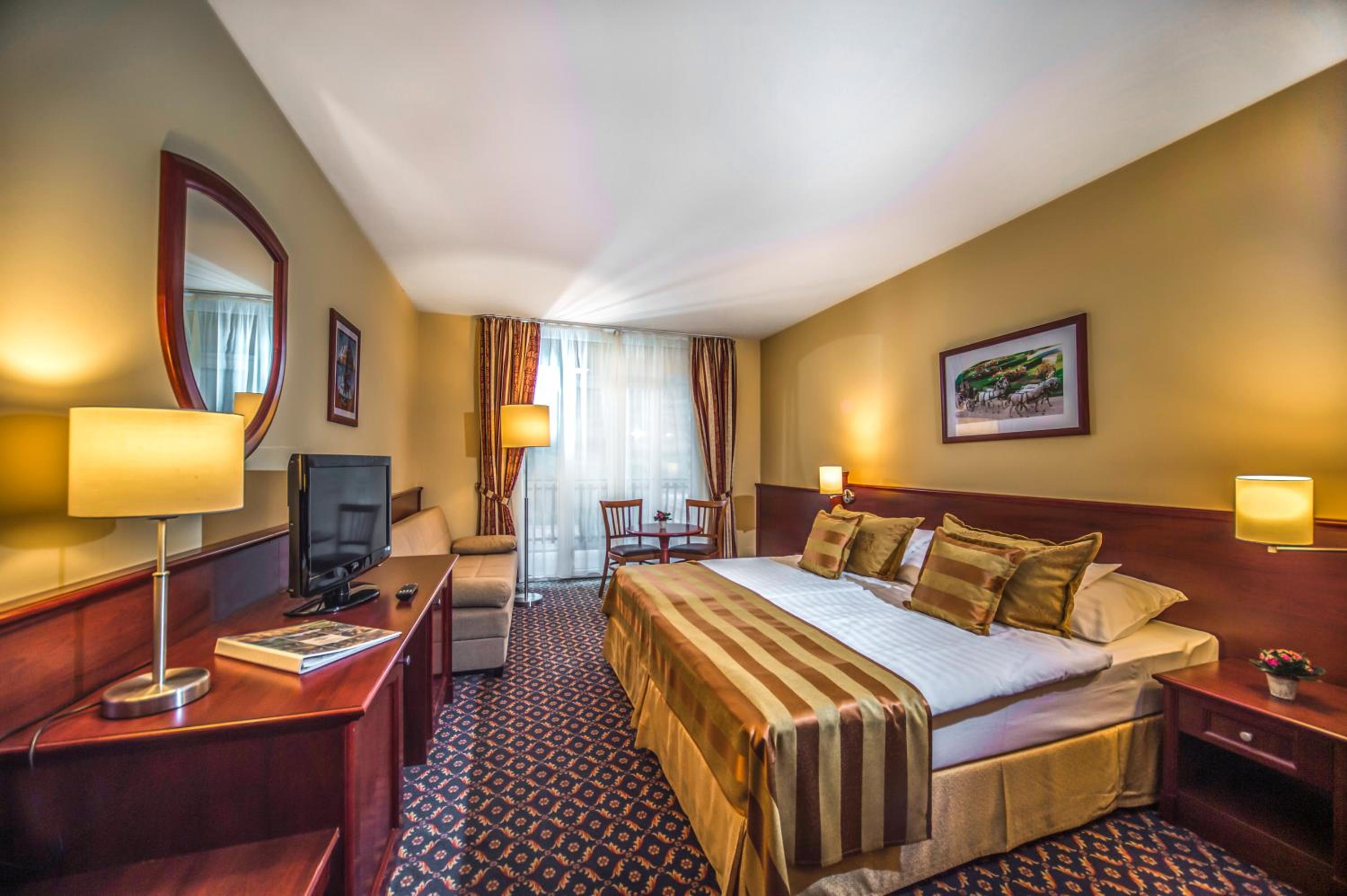 Standard Double Room with Balcony - Photo 1