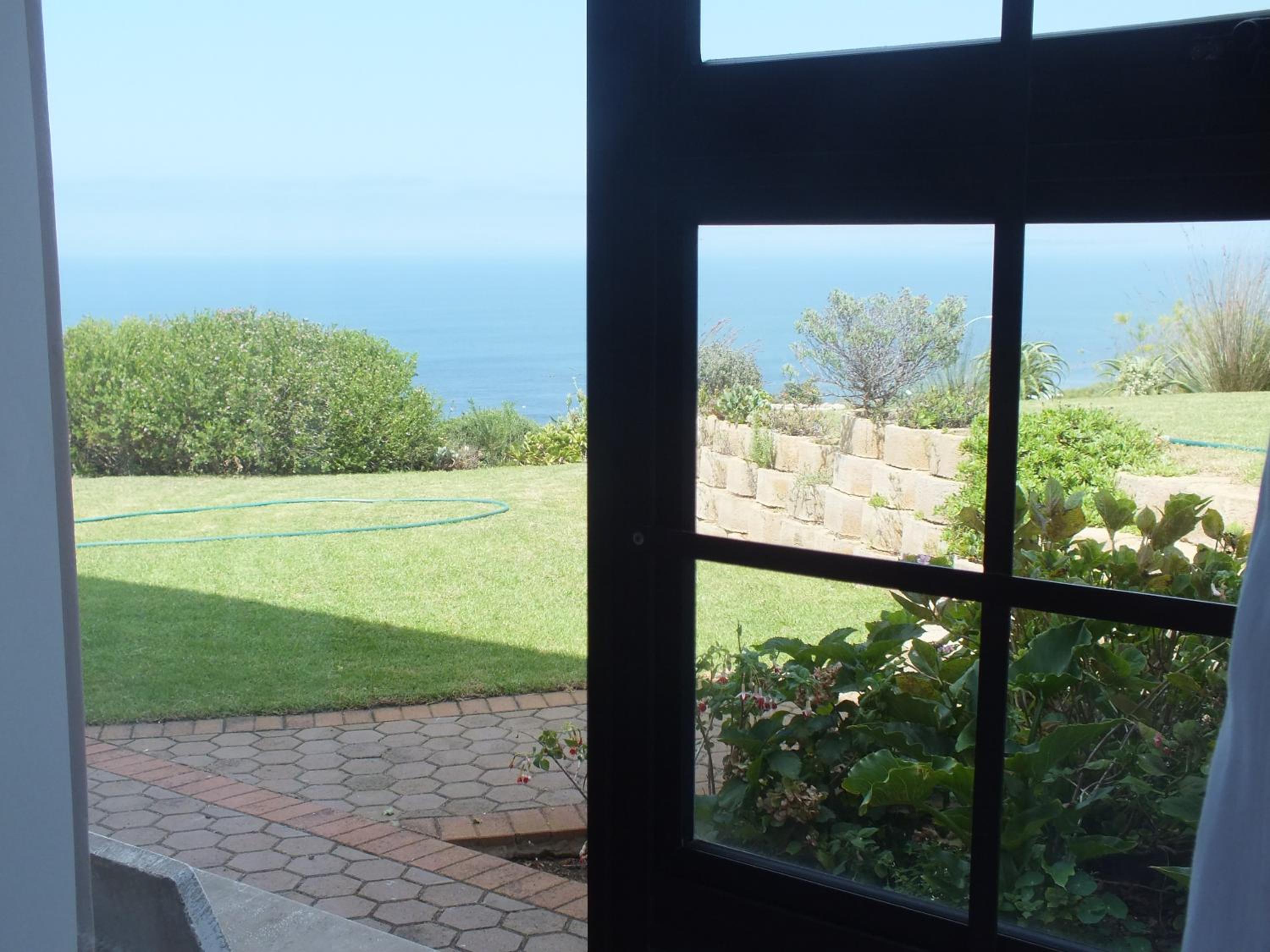 Apartment with Sea View photo 2