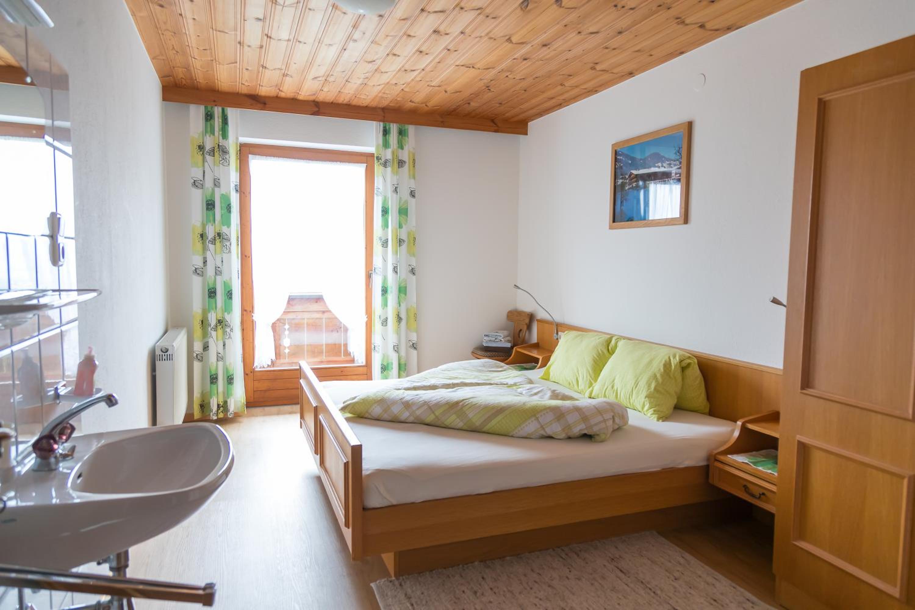 Three-Bedroom Apartment with Balcony