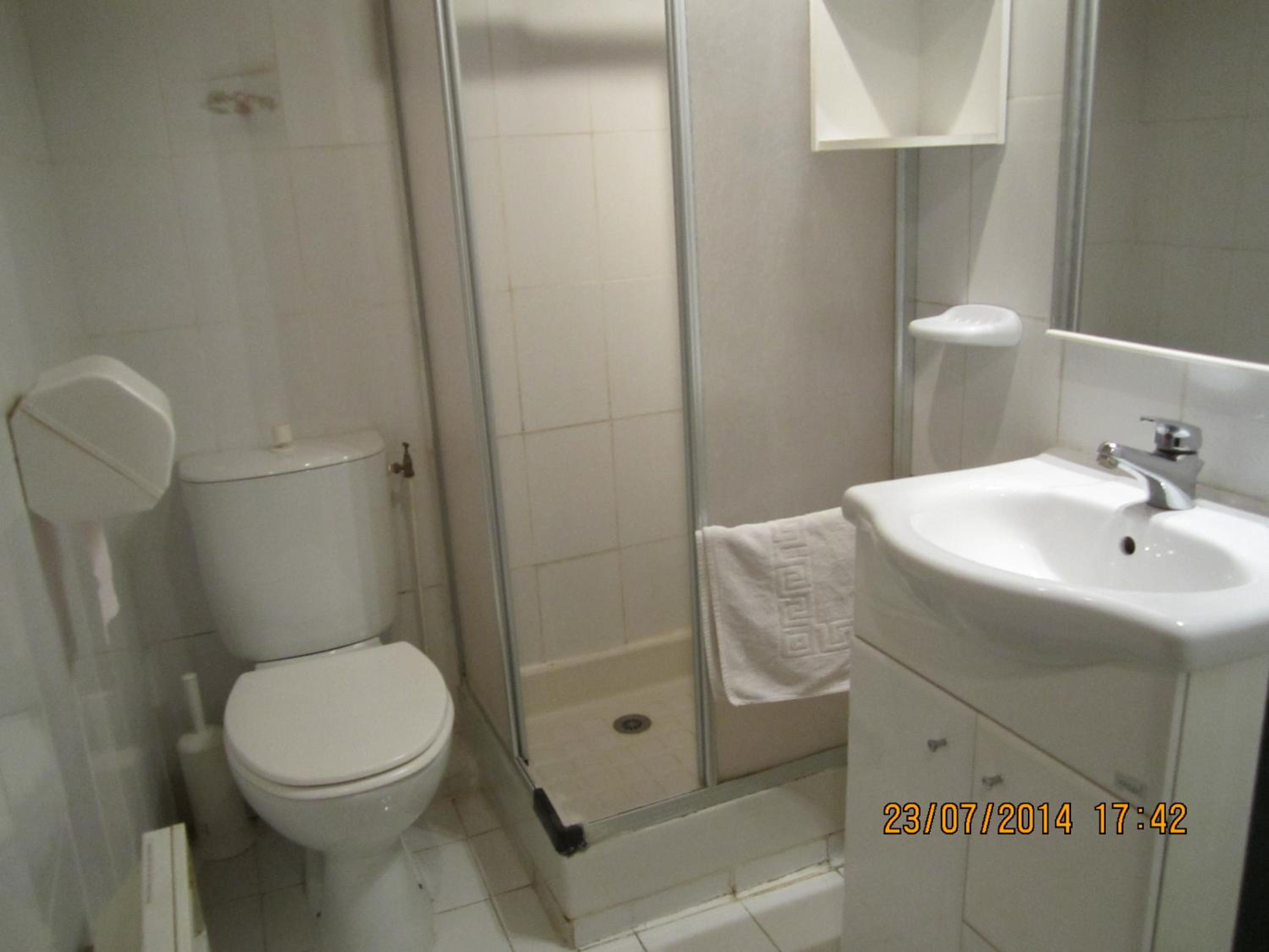 One-Bedroom Apartment - Photo 1