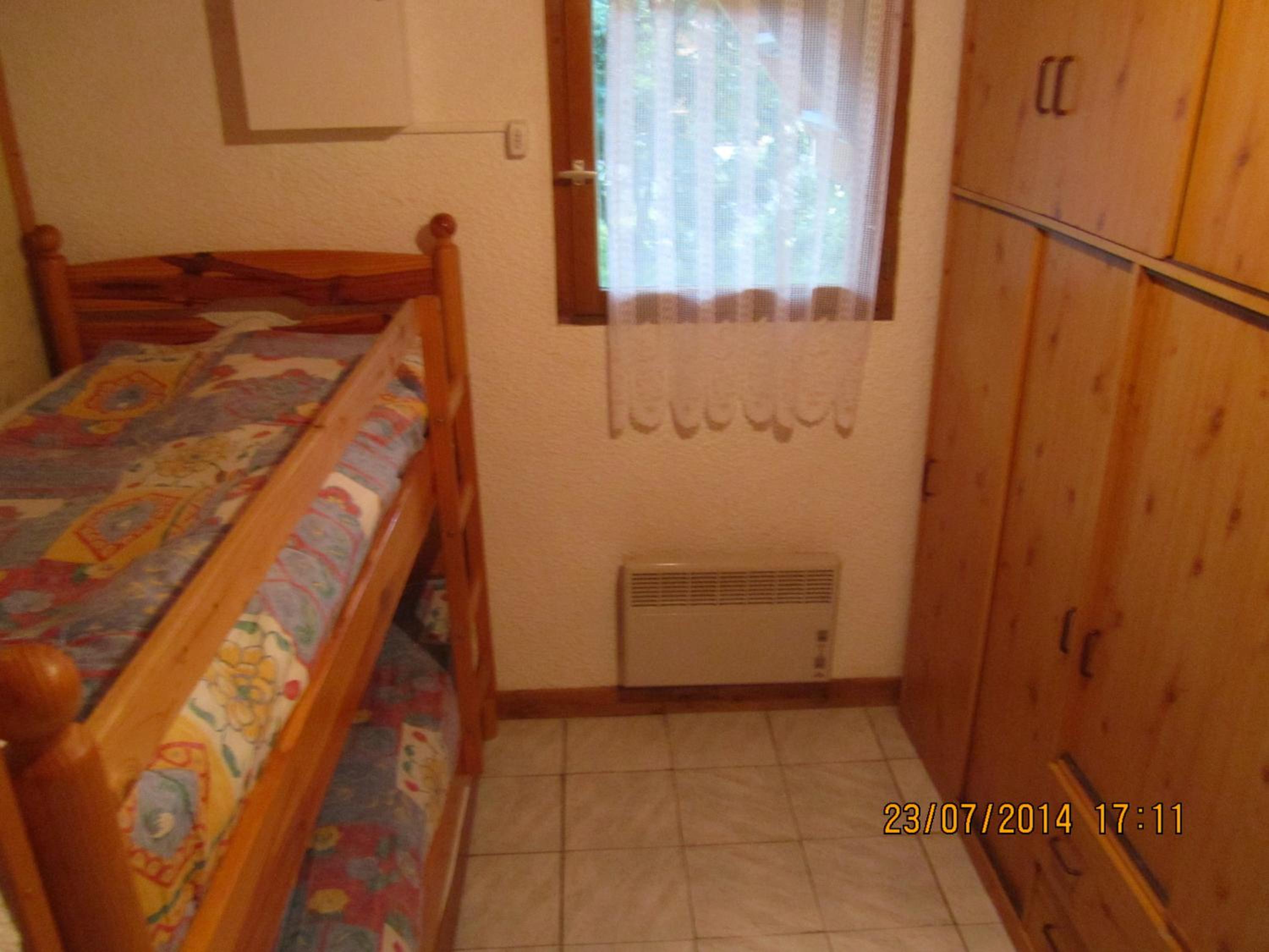 One-Bedroom Apartment - Photo 3