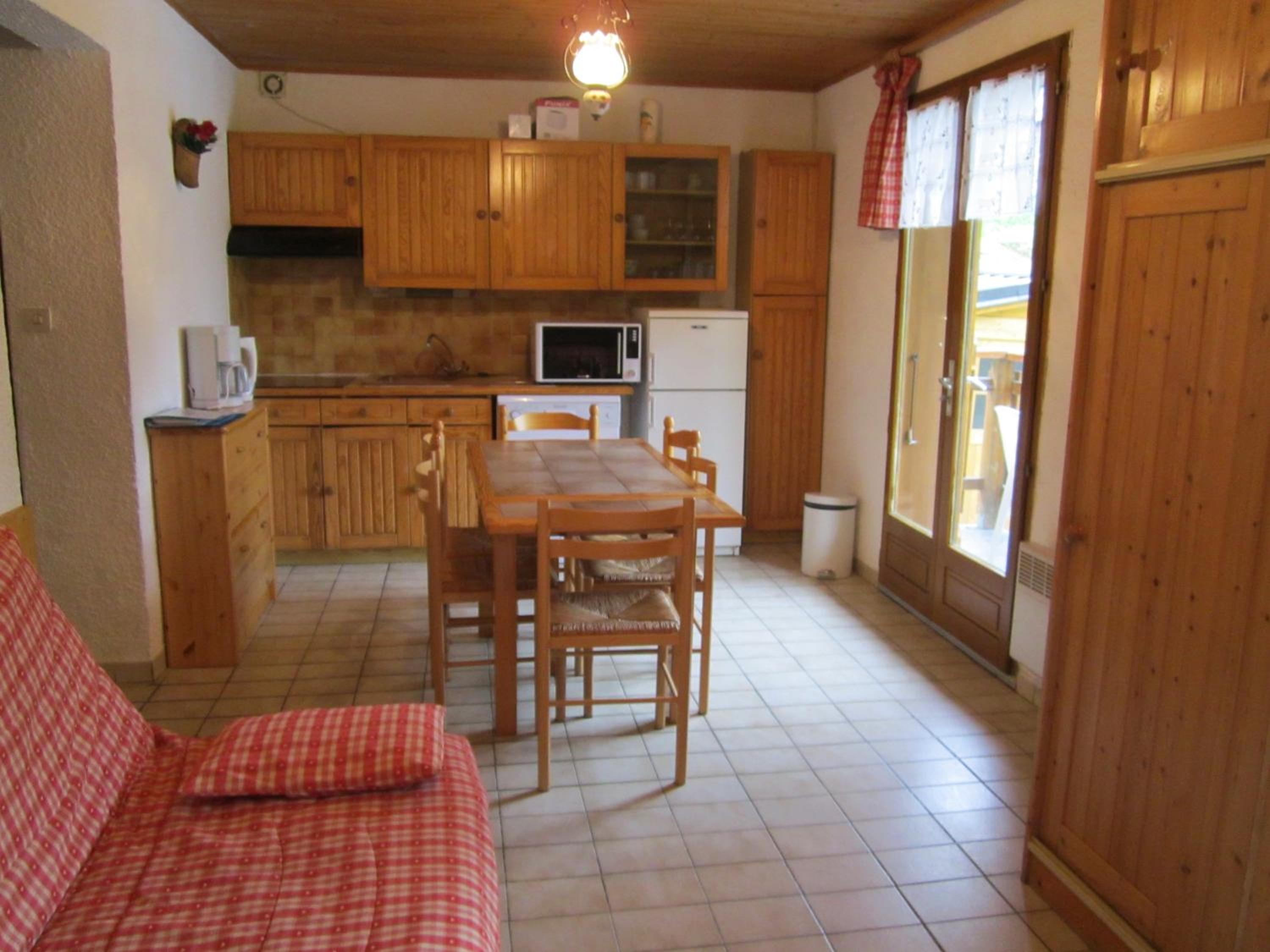 Apartment with Pool View  - Photo 3
