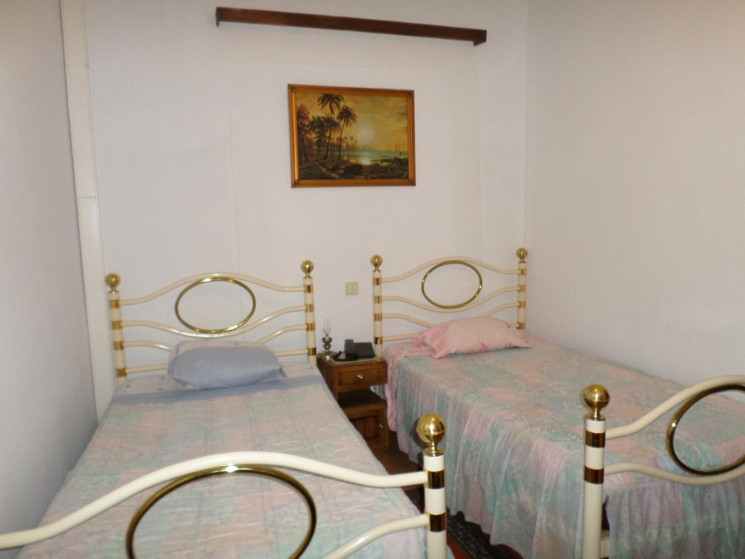 Double or Twin Room with Private Bathroom photo 1
