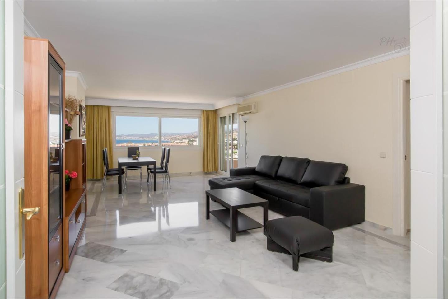 Apartamento con vista al mar