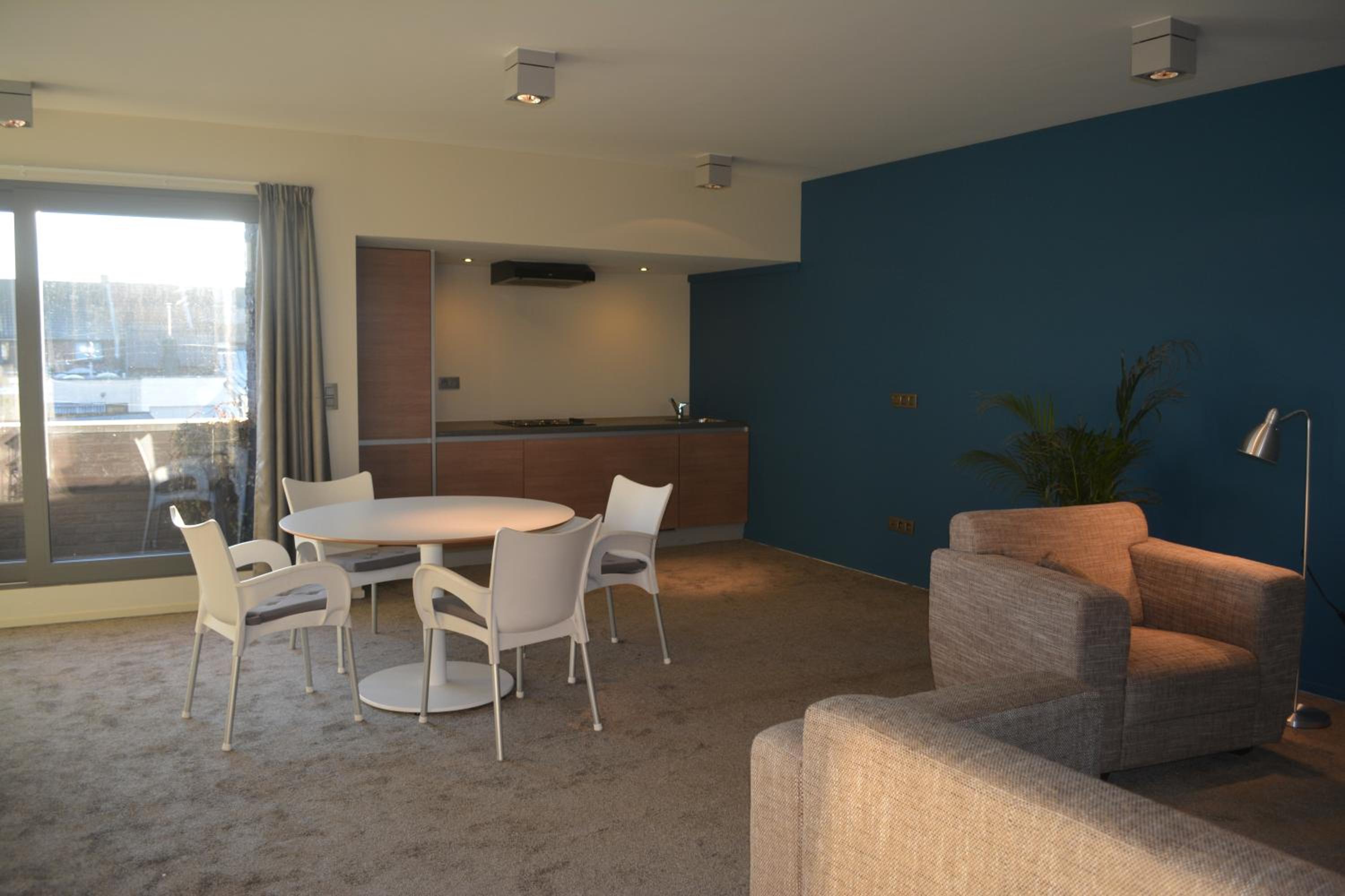 Apartment photo 1