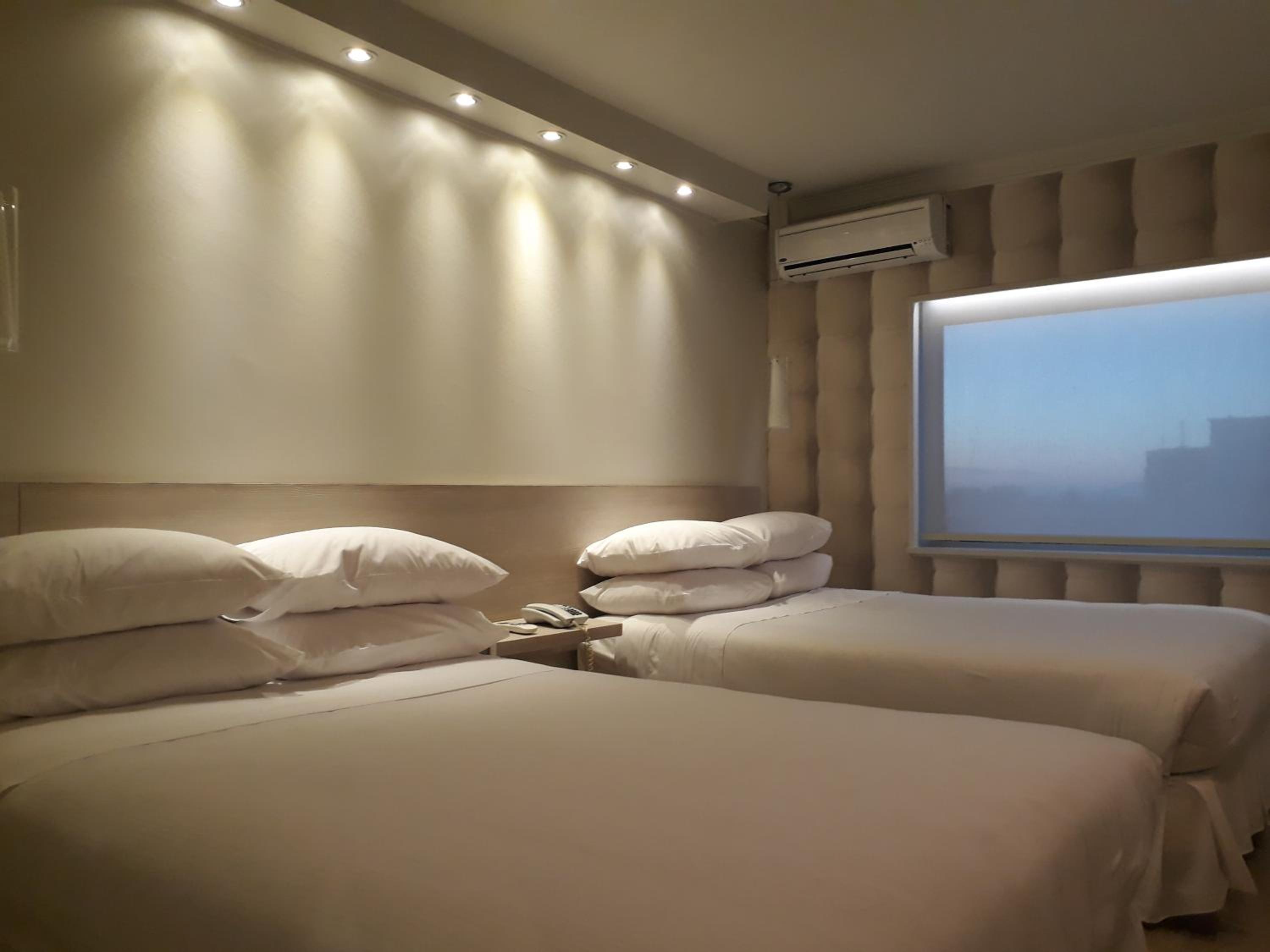Superior Triple Room photo 3