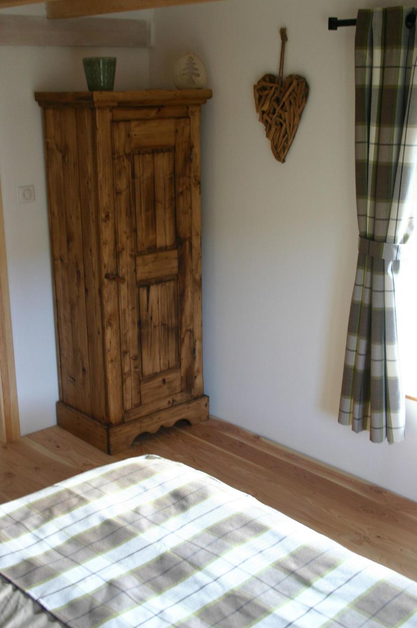 Double or Twin Room with Mountain View - Photo 4