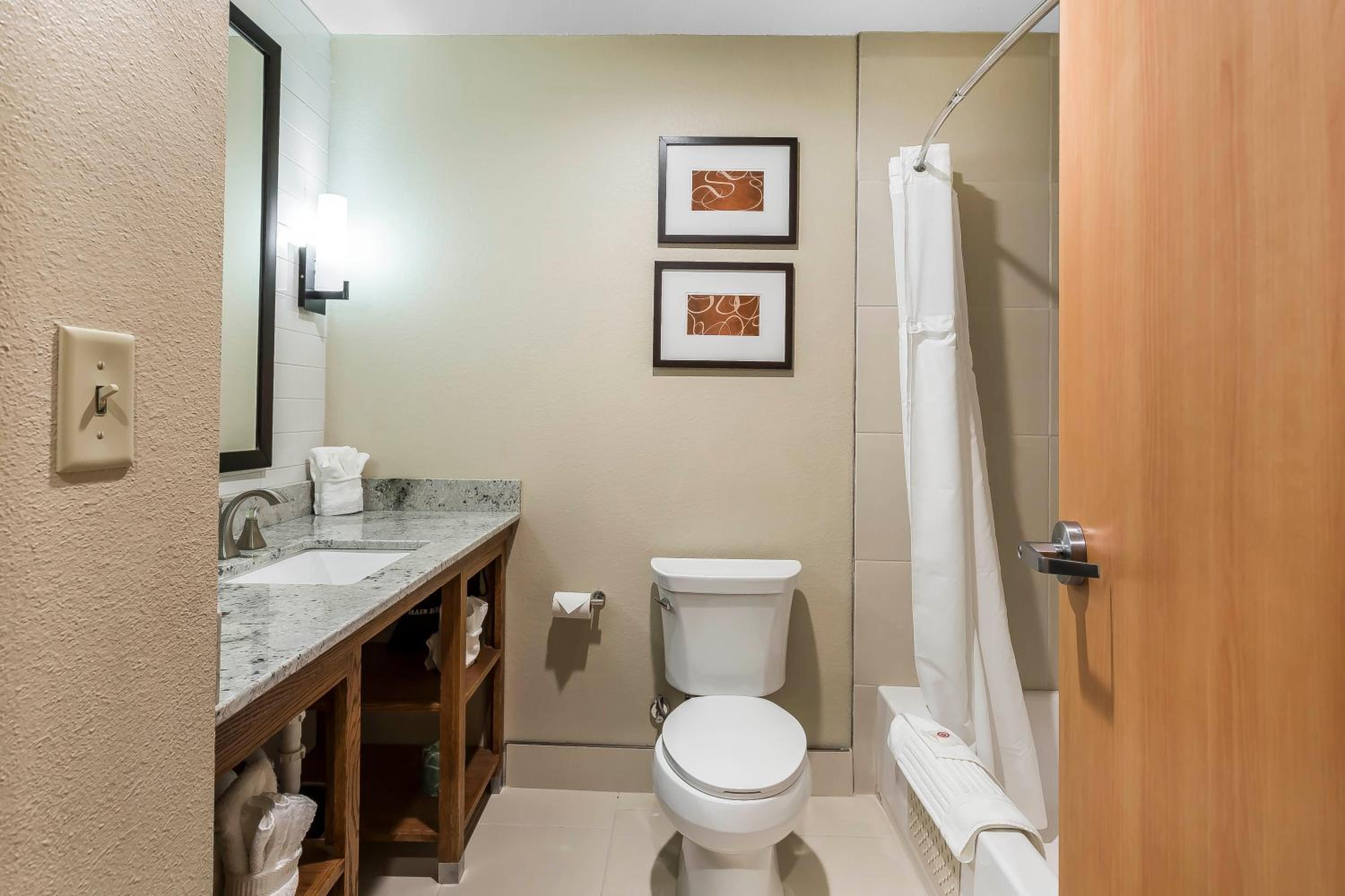 Queen Suite with Two Queen Beds