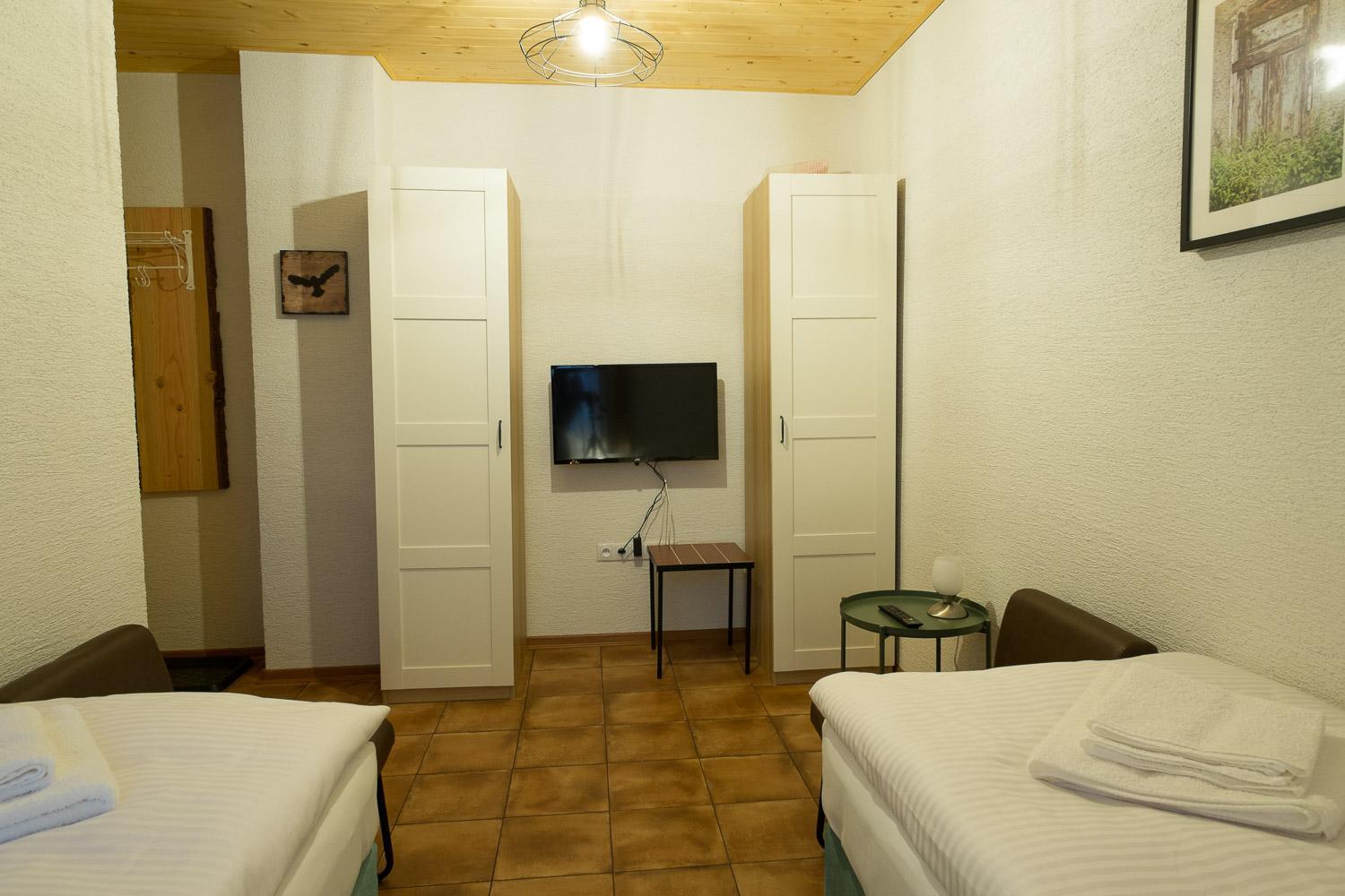 Double Room with Private Bathroom photo 3