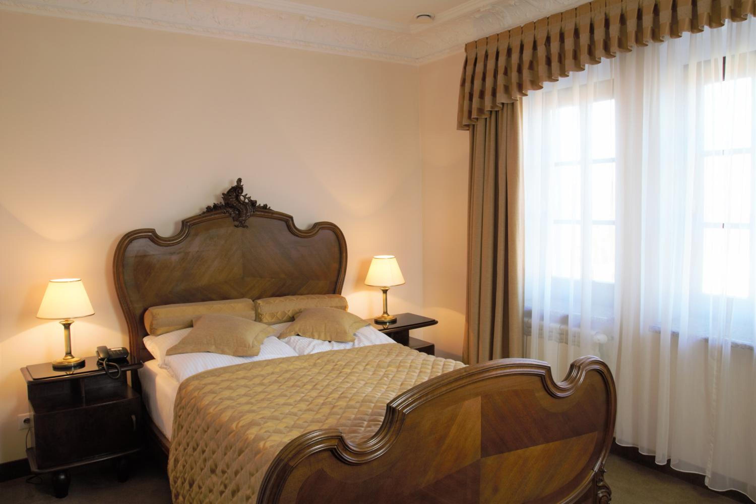 Standard Single Room