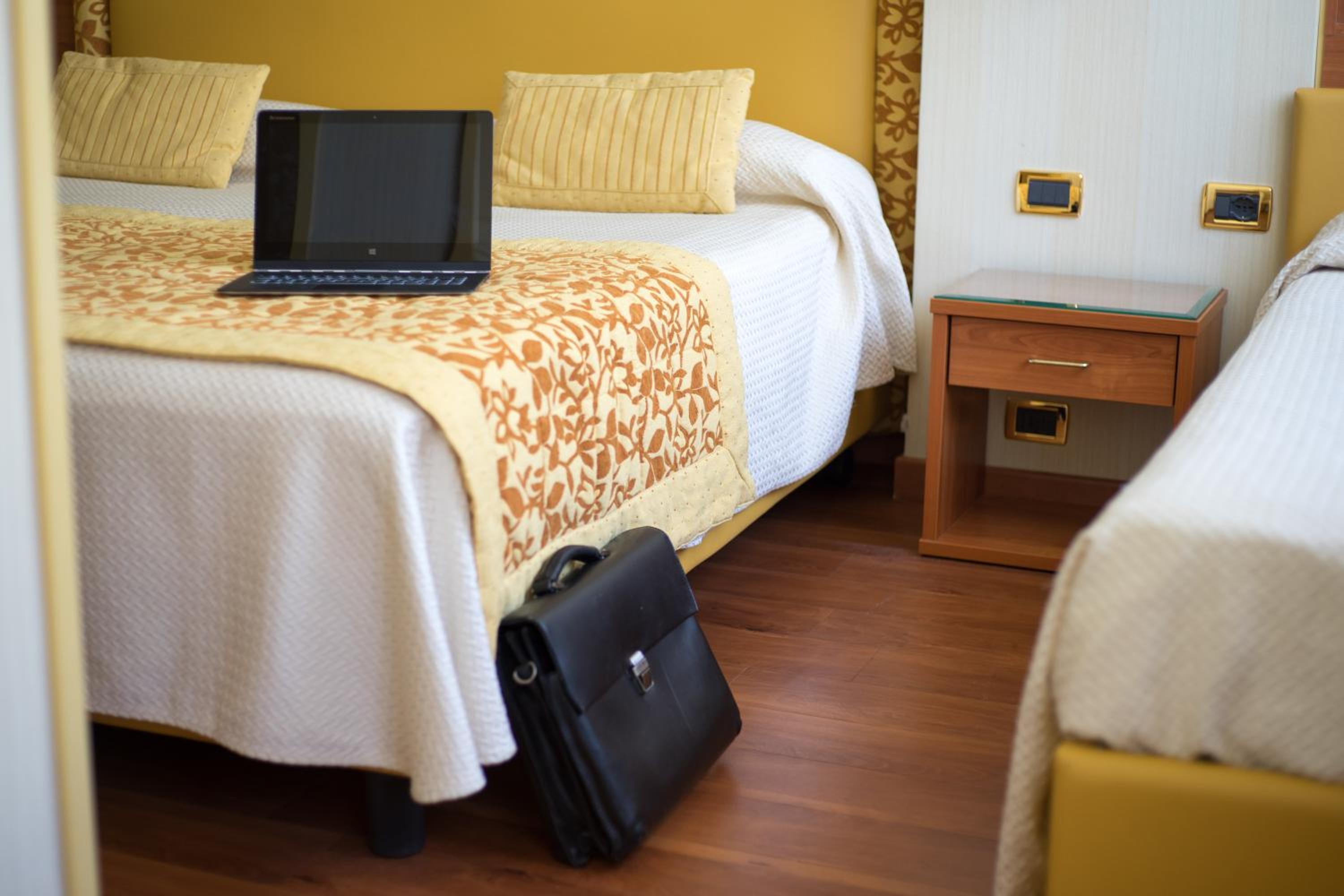 Superior Triple Room - Photo 4