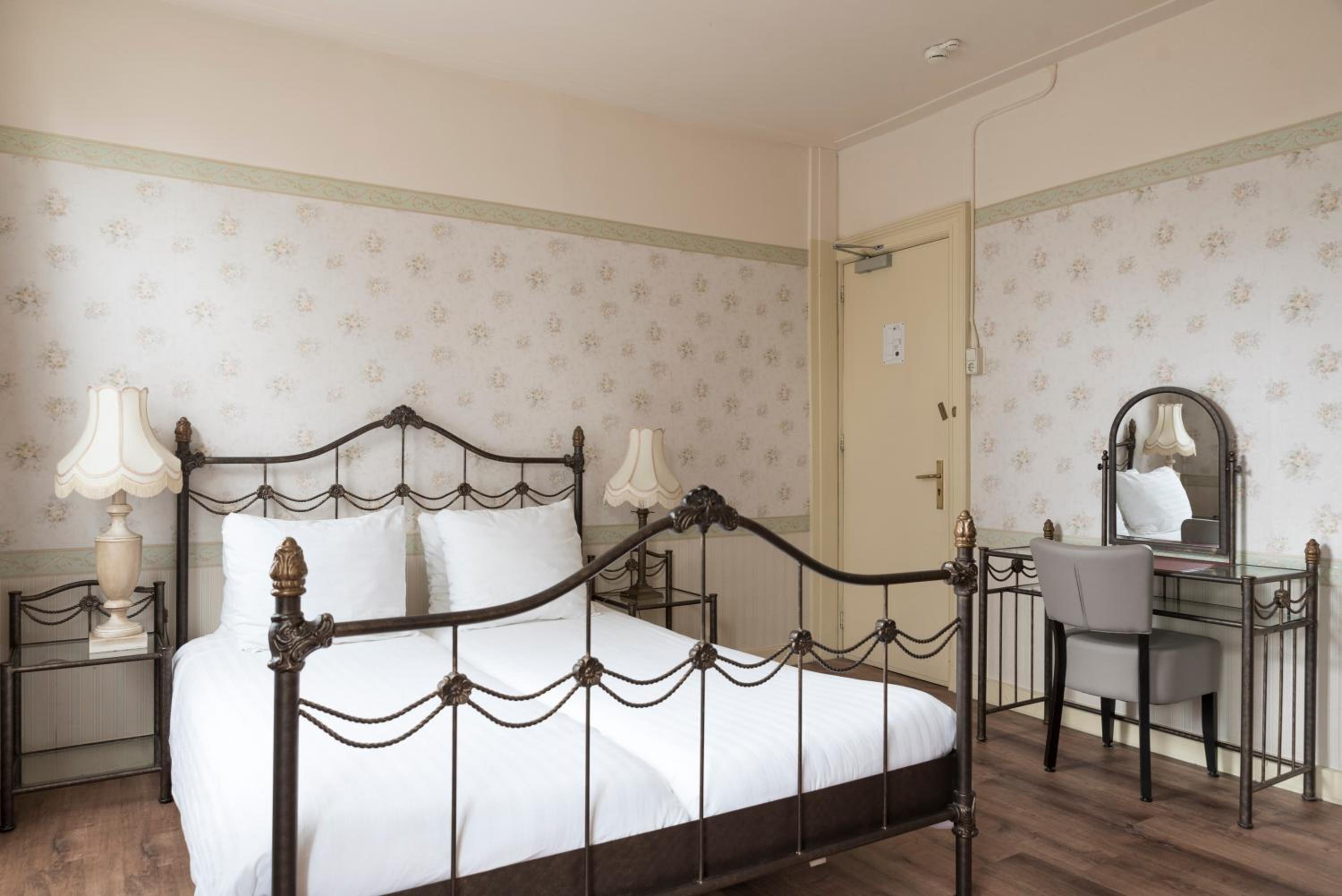 Comfort Double Room - Photo 10