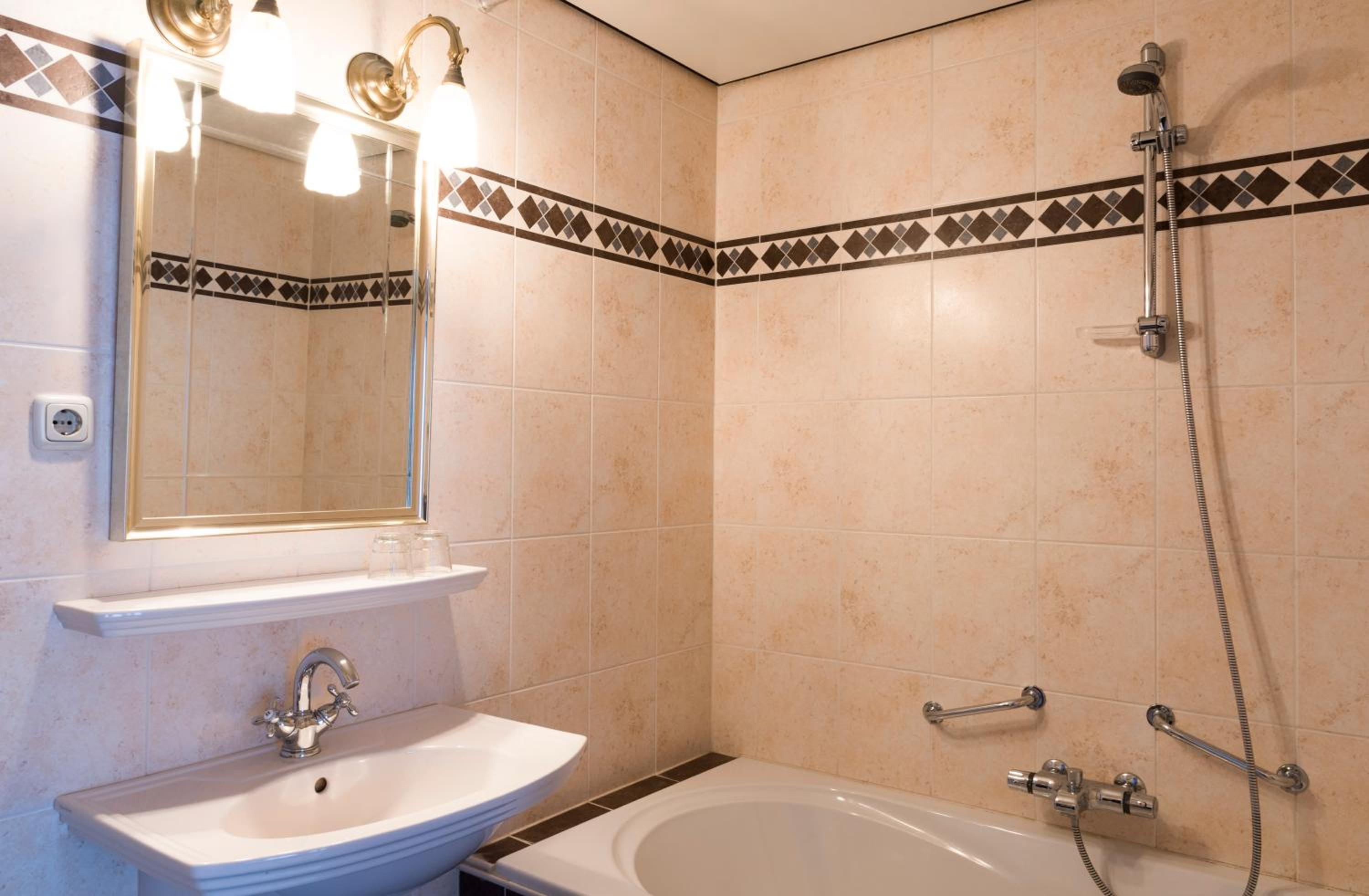 Double Room - Photo 10