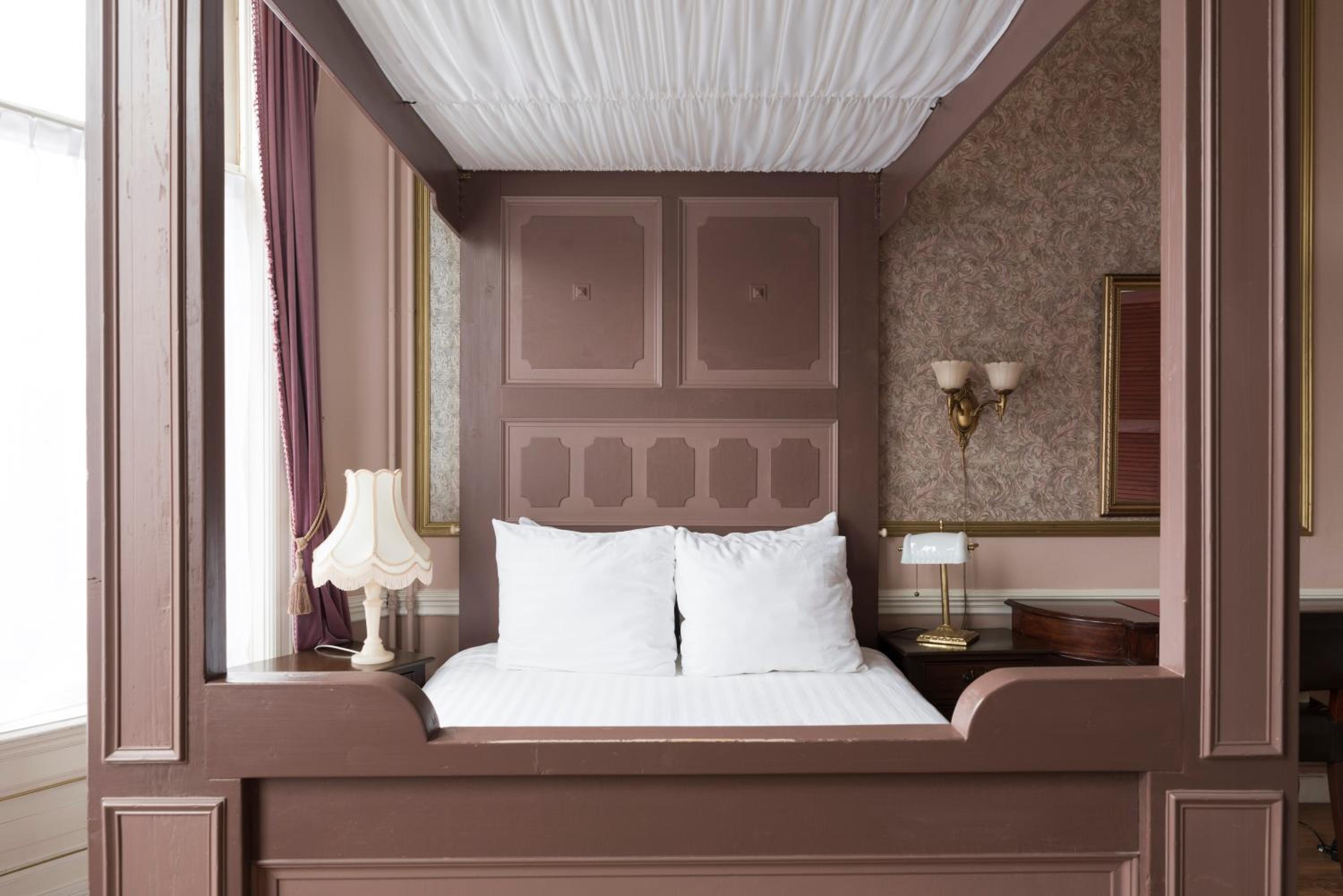 Double Room - Photo 12