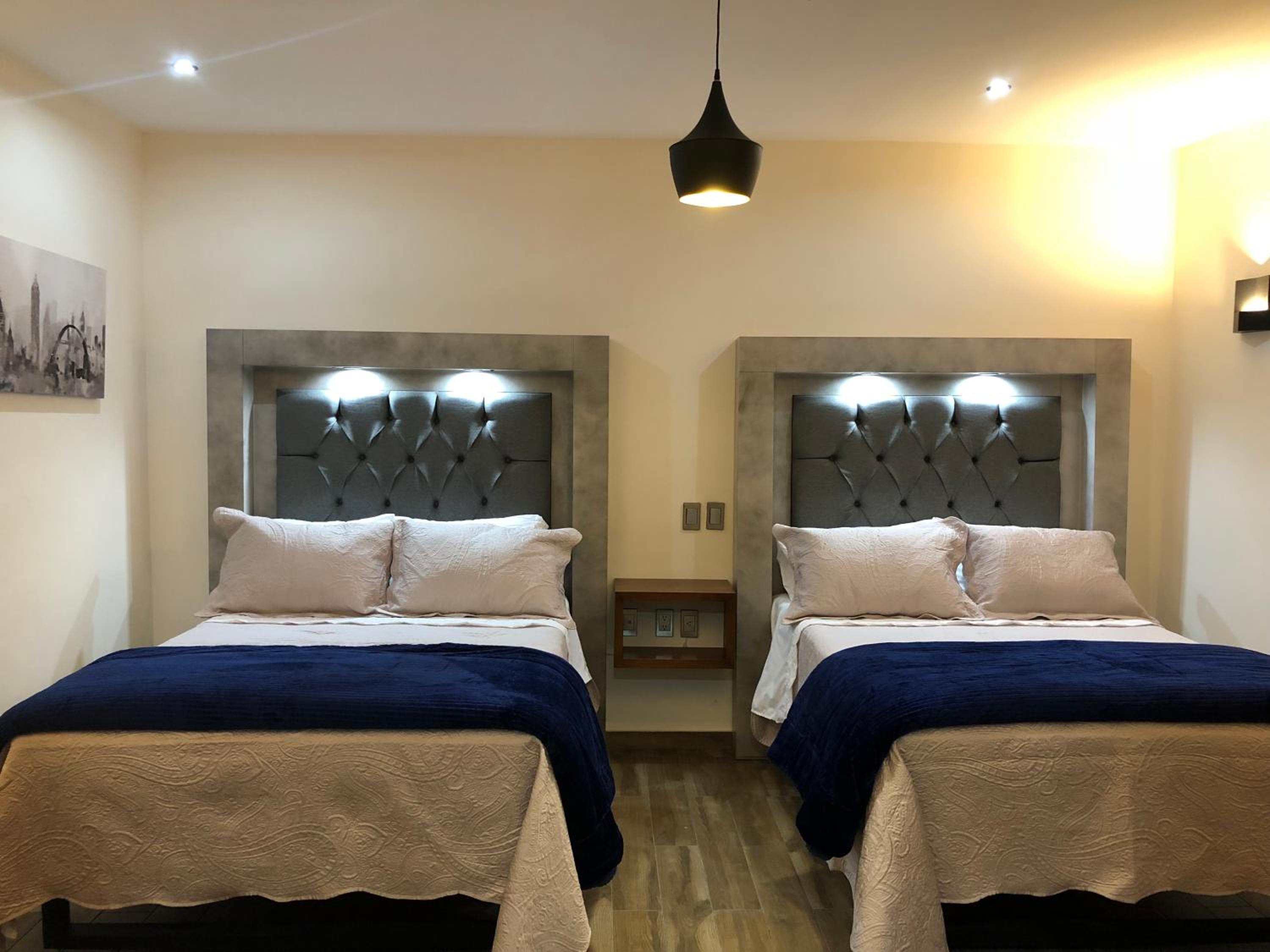 Deluxe Double Room with Two Double Beds photo 1