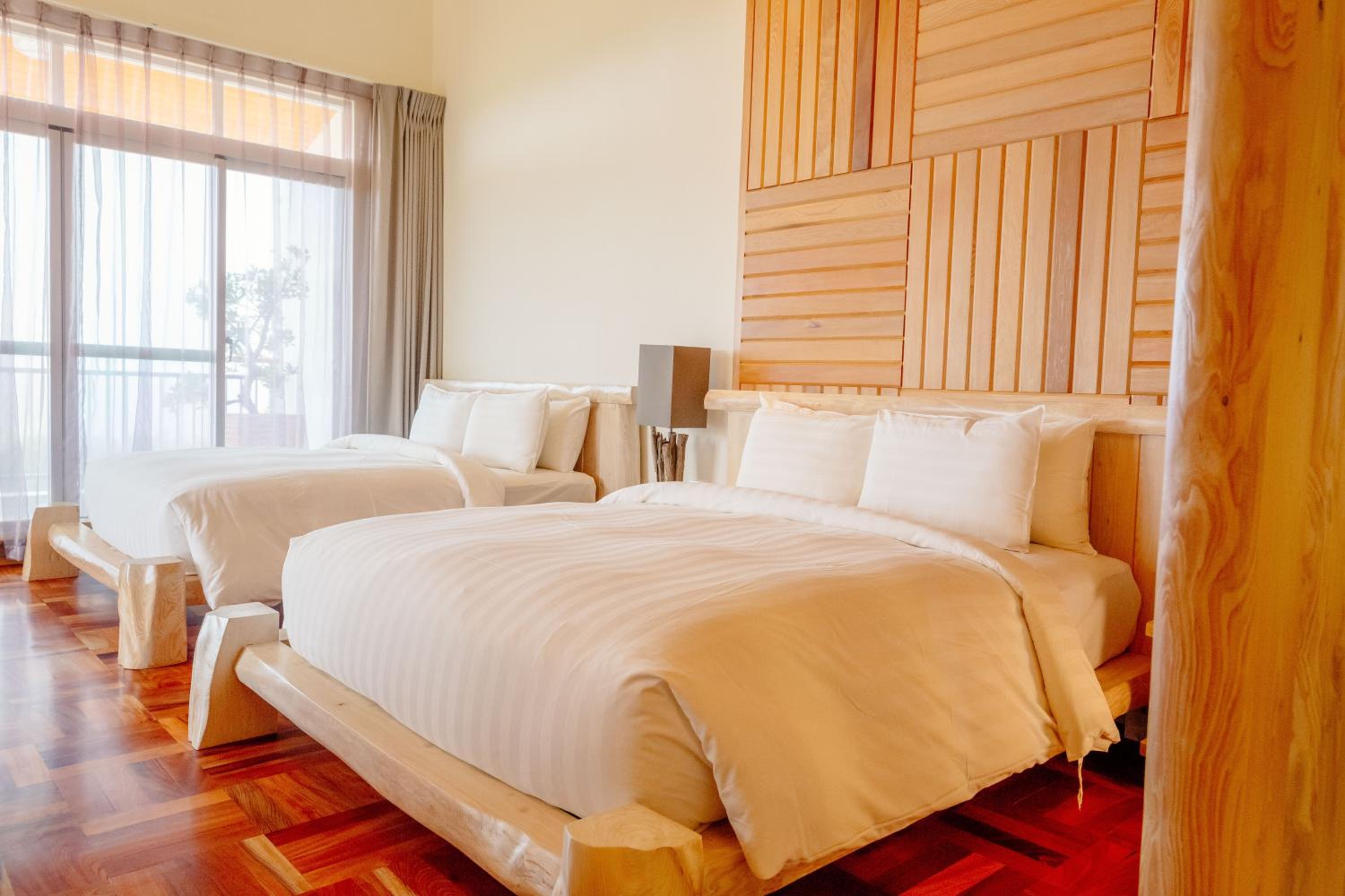 Deluxe Quadruple Room - Photo 4