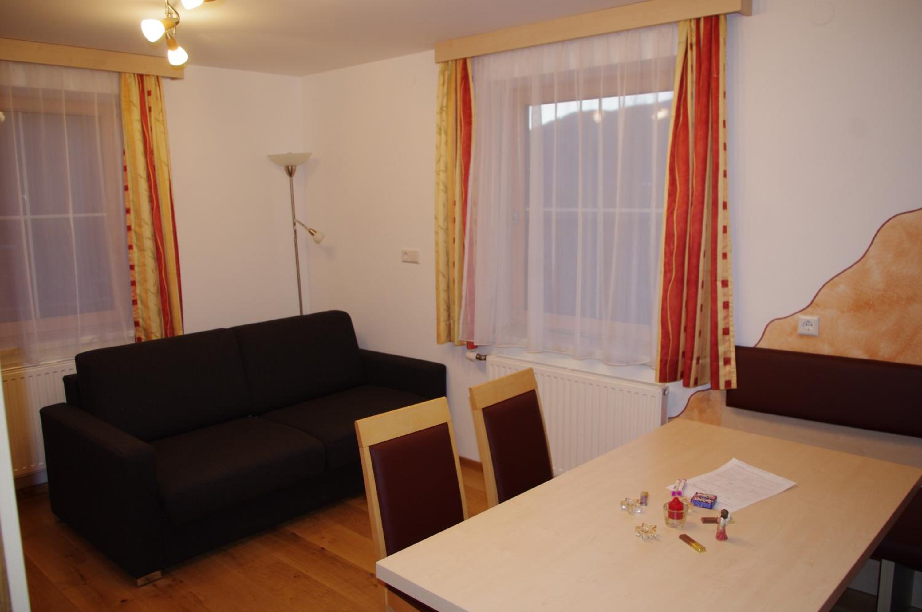 Two-Bedroom Apartment with Balcony photo 1