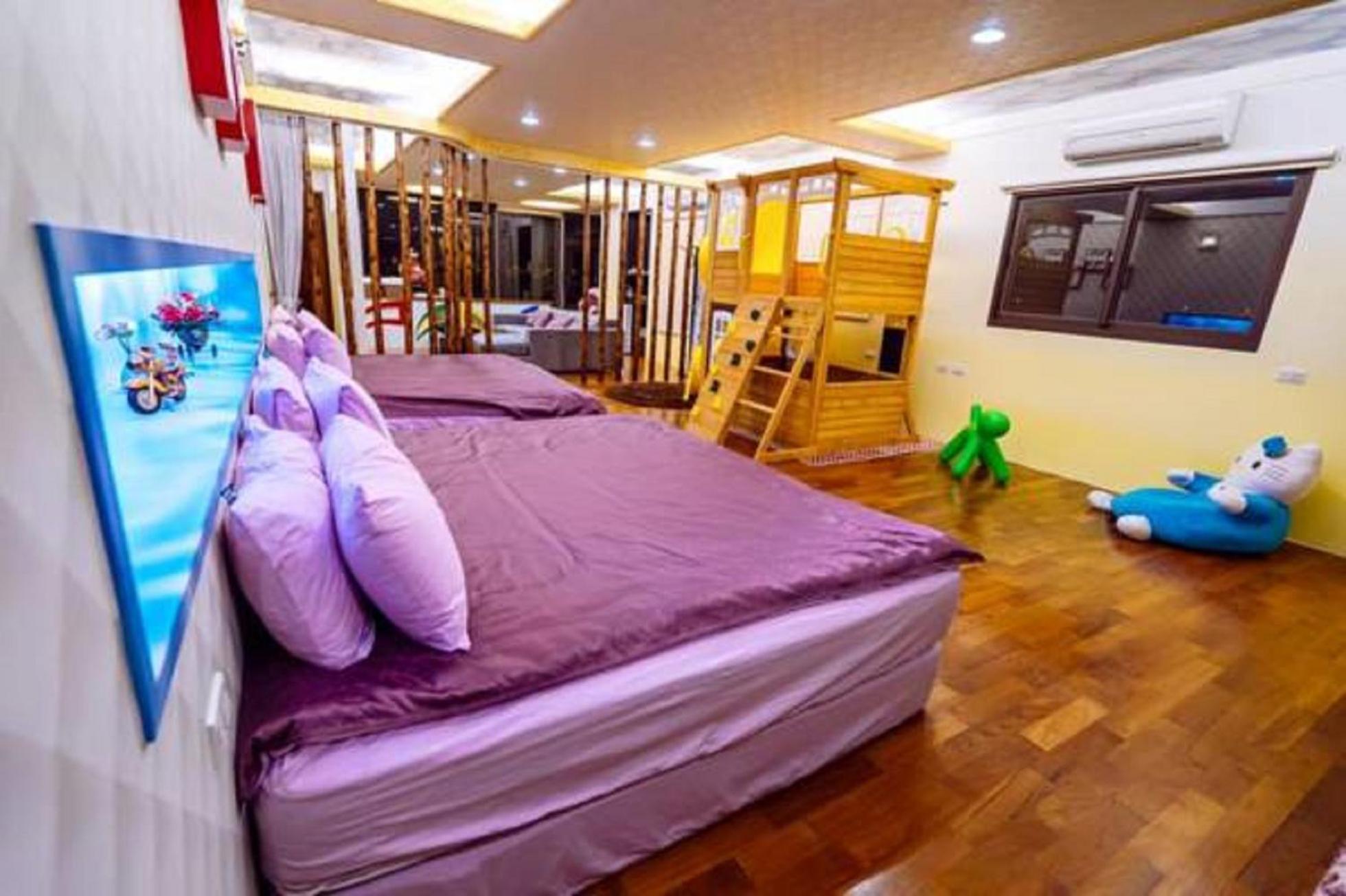 King Room with Two King Beds photo 2