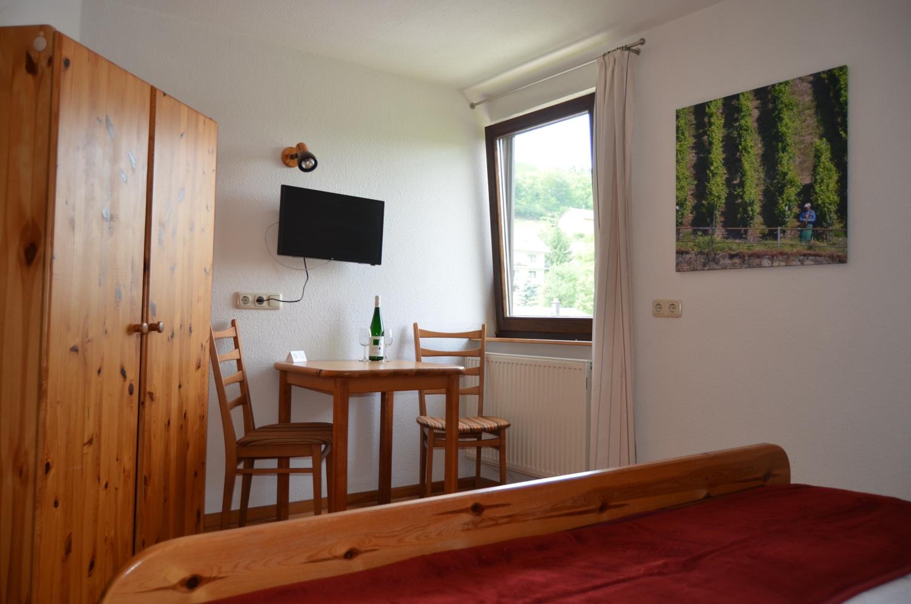 Standard Double Room photo 3