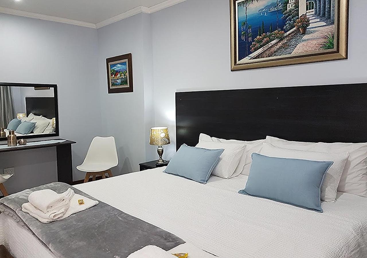 Deluxe Double or Twin Room - Photo 1