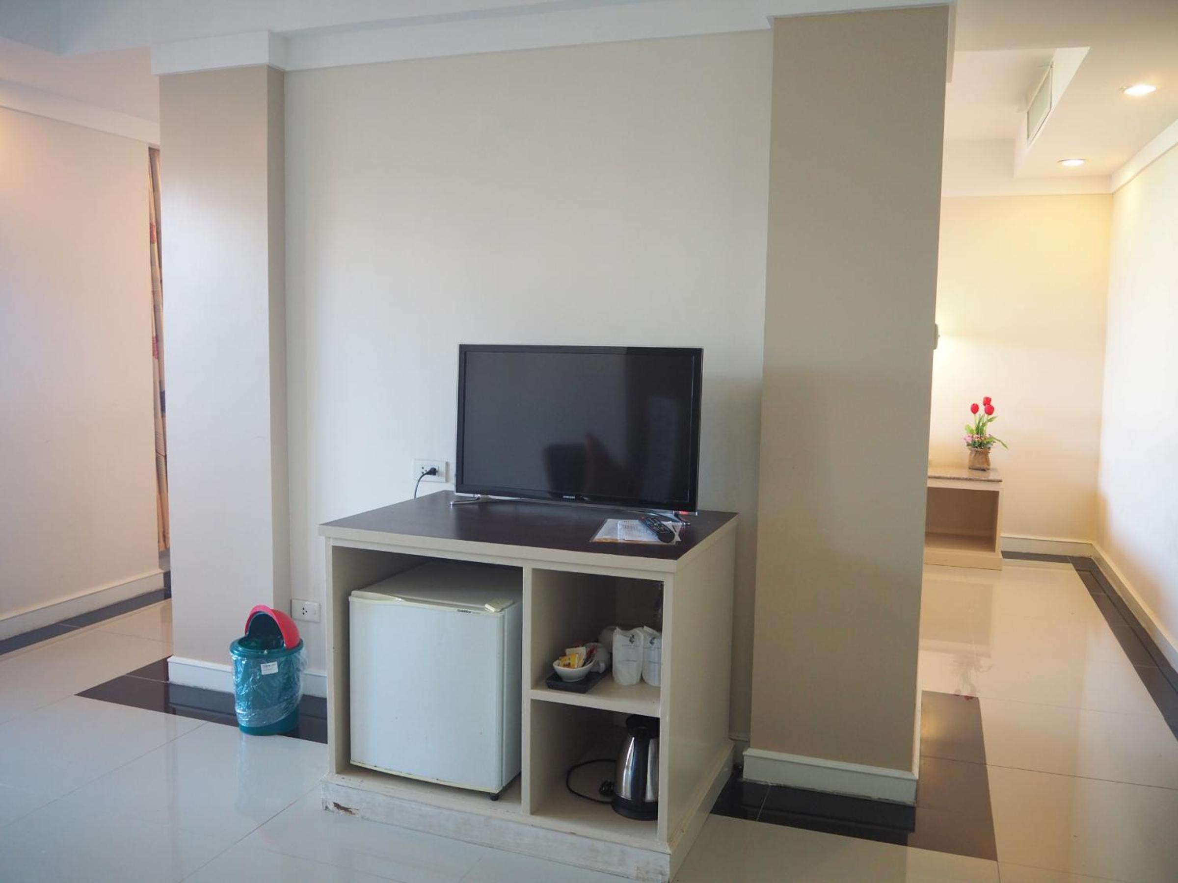 Standard Double or Twin Room - Photo 5