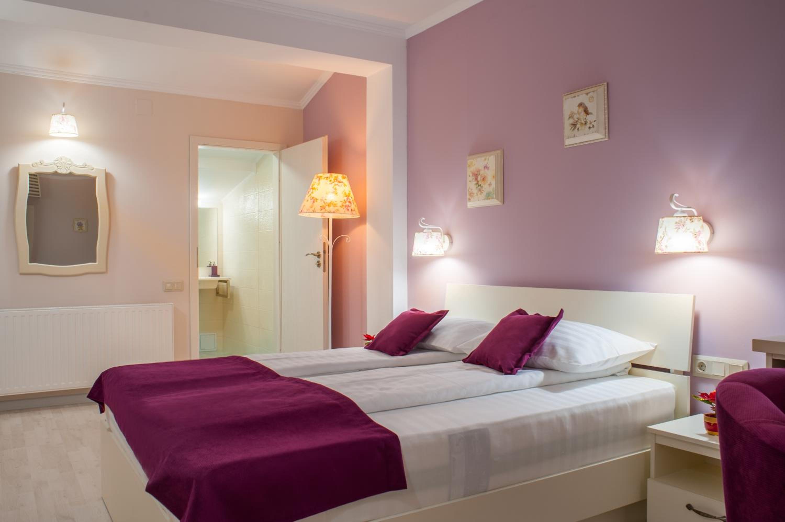 Budget Double or Twin Room - Photo 1