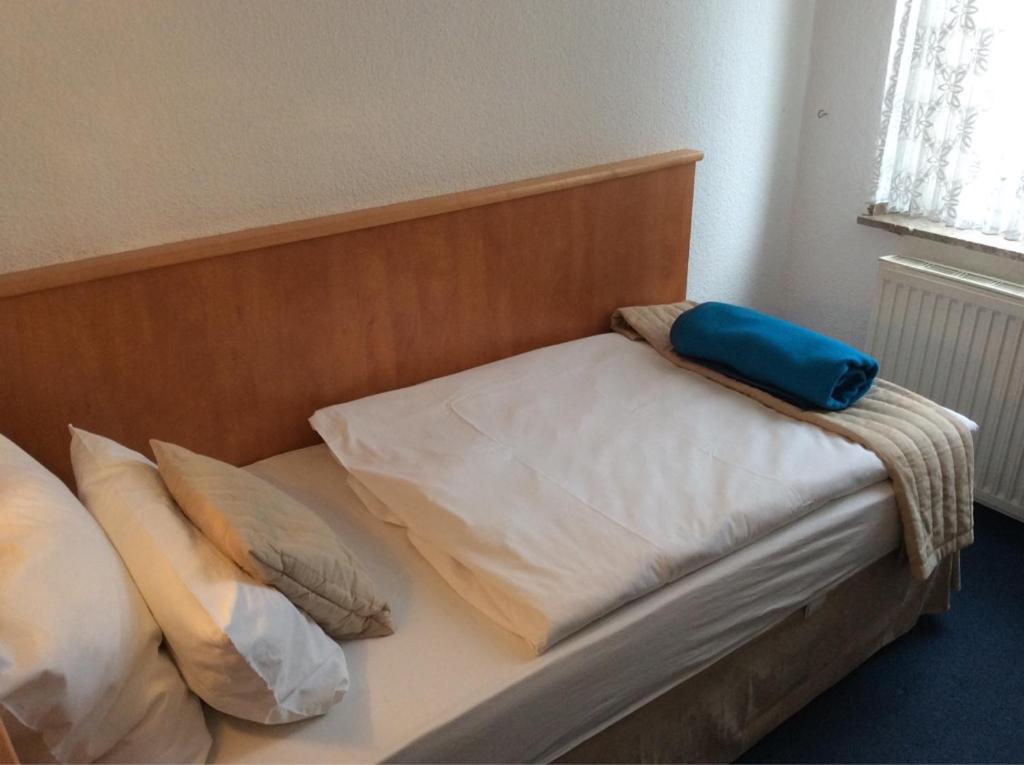 Single Room photo 3