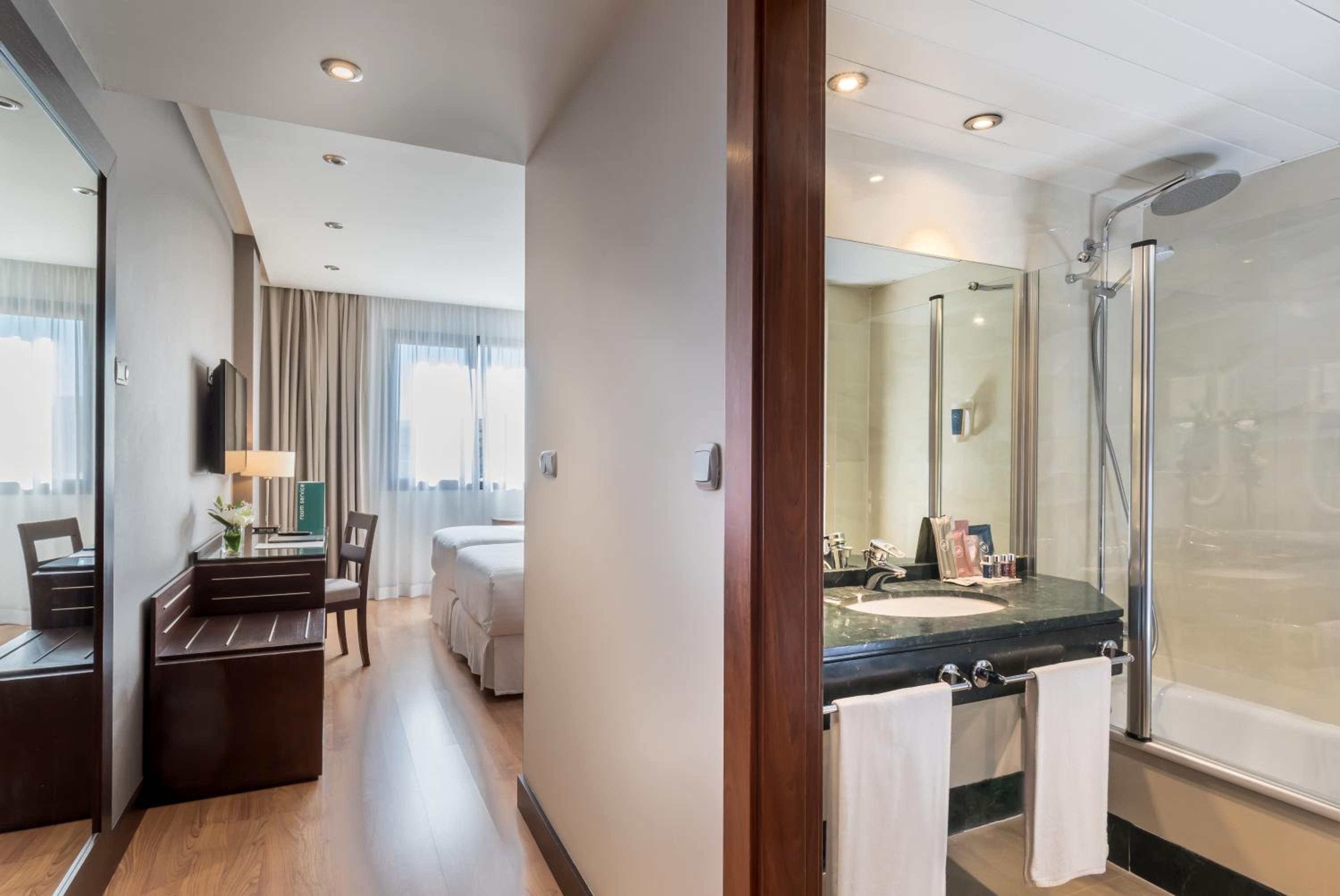 Double or Twin Room photo 2
