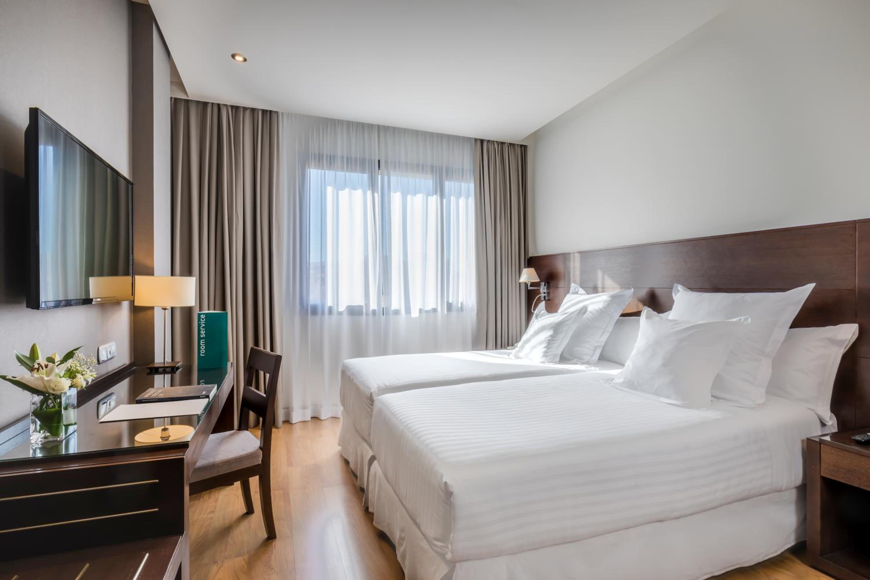 Double or Twin Room photo 3