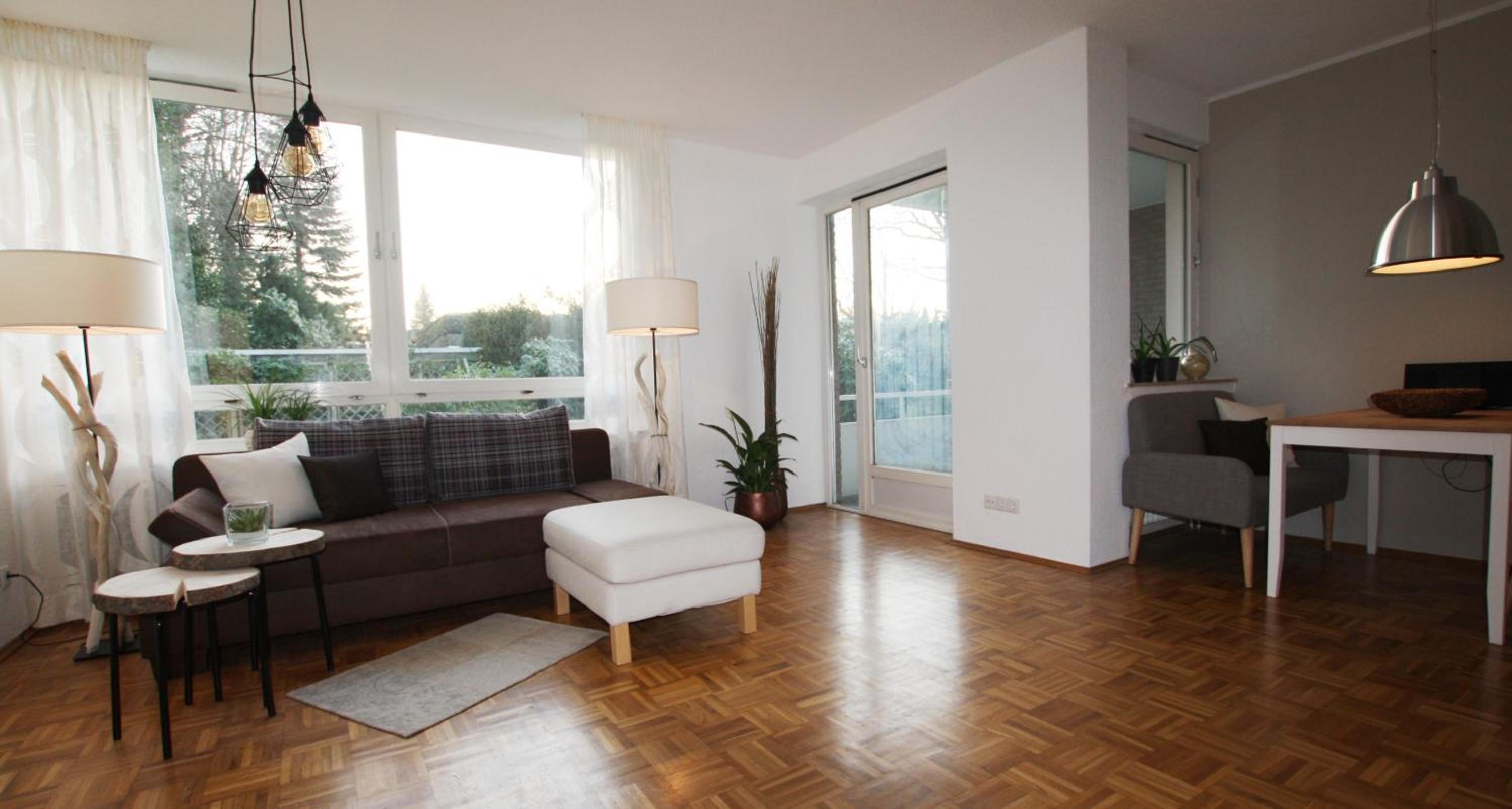 Apartment with Balcony photo 1