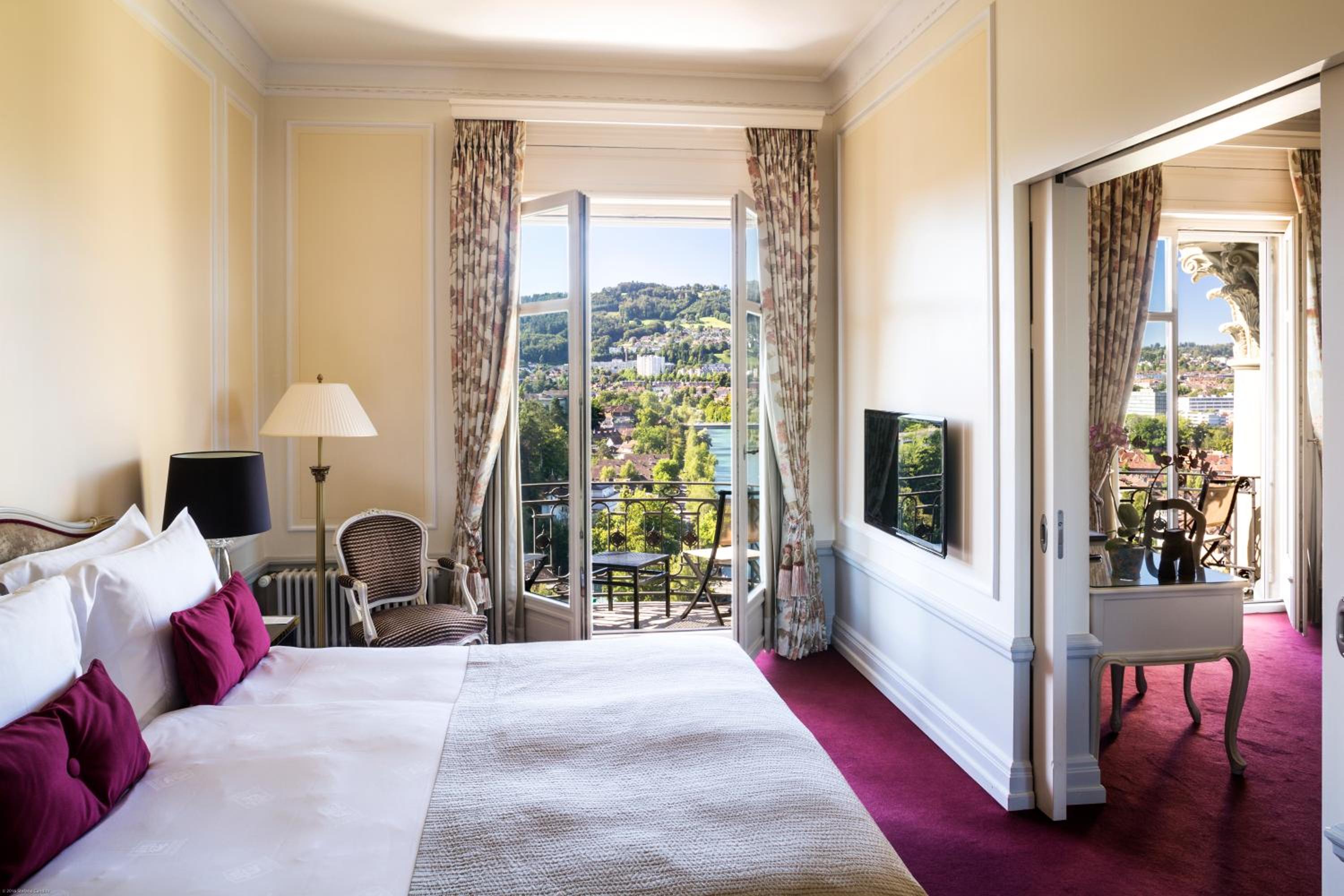 Deluxe Junior Suite - Photo 4