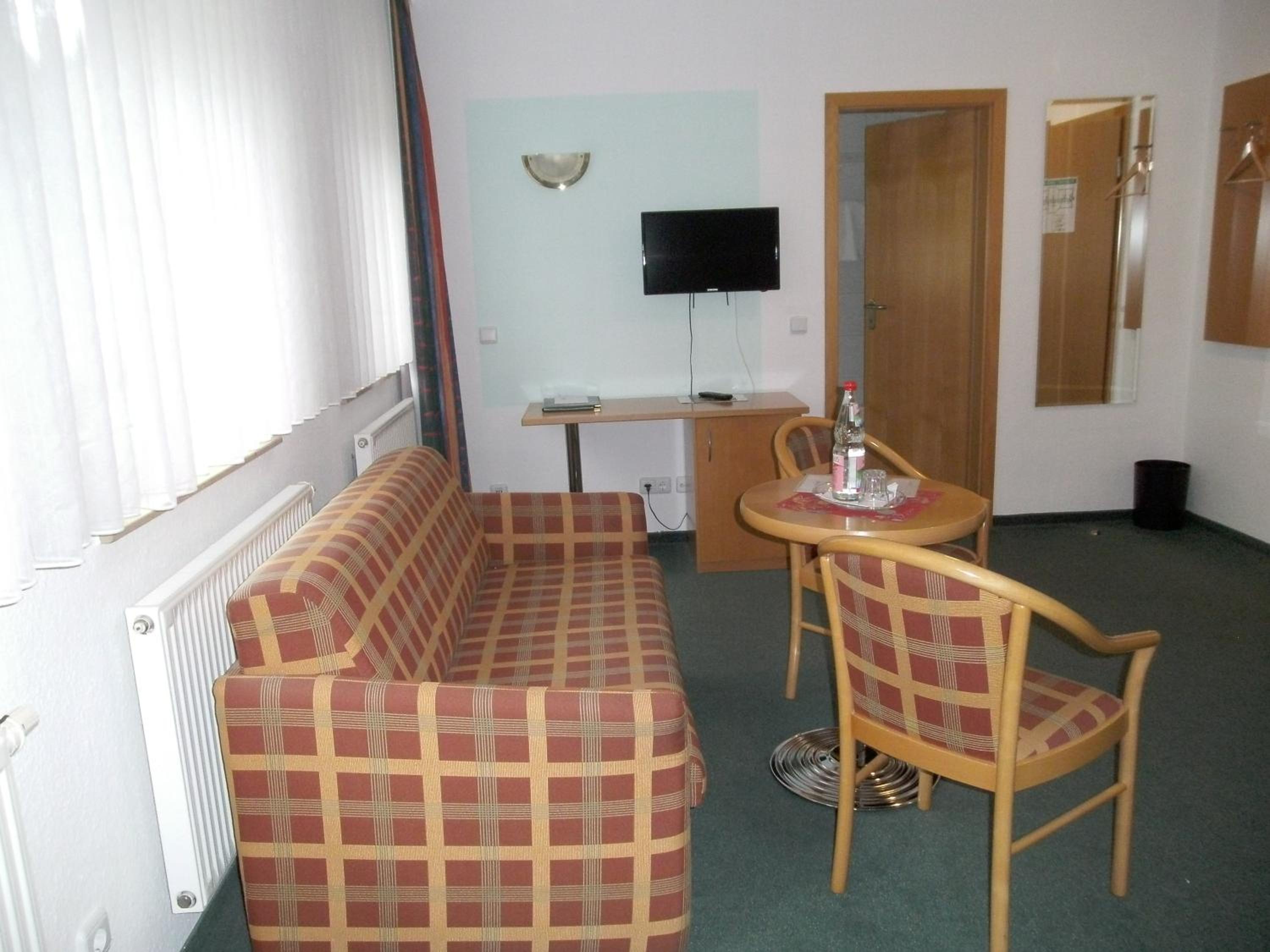Quadruple Room - Photo 10