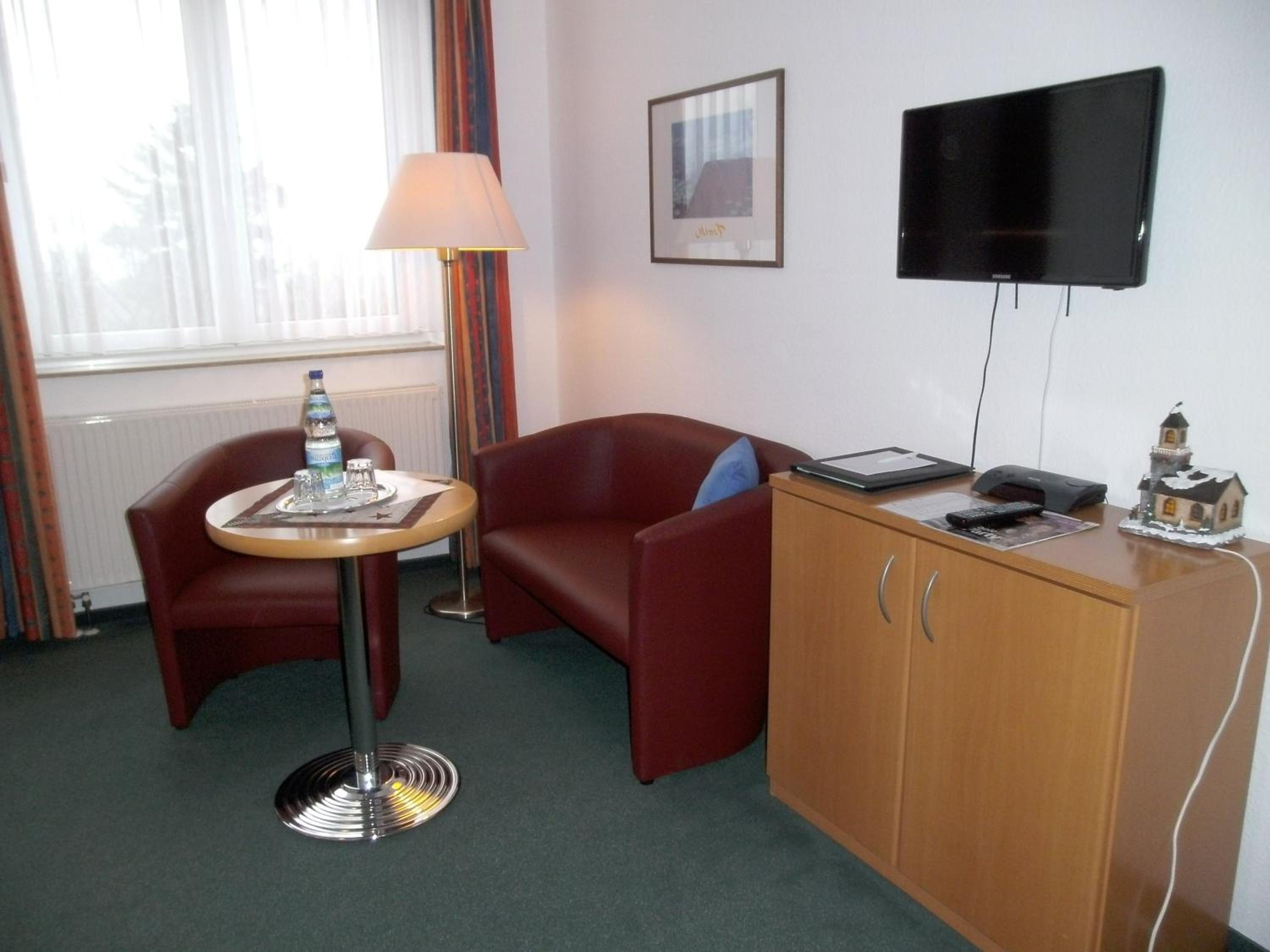 Triple Room - Photo 11