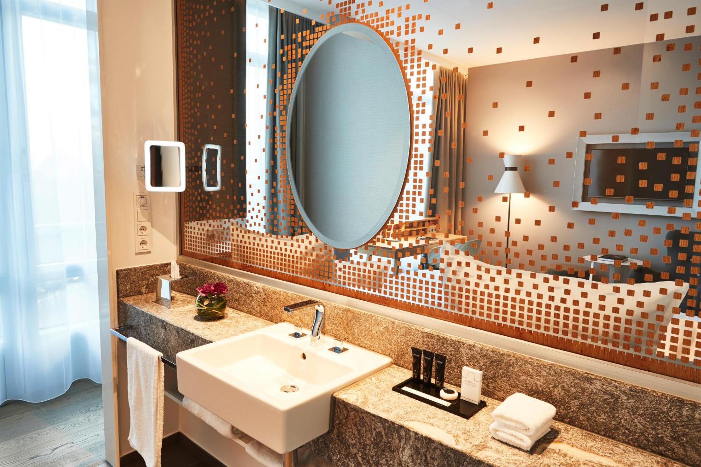 Superior Double or Twin Room photo 3