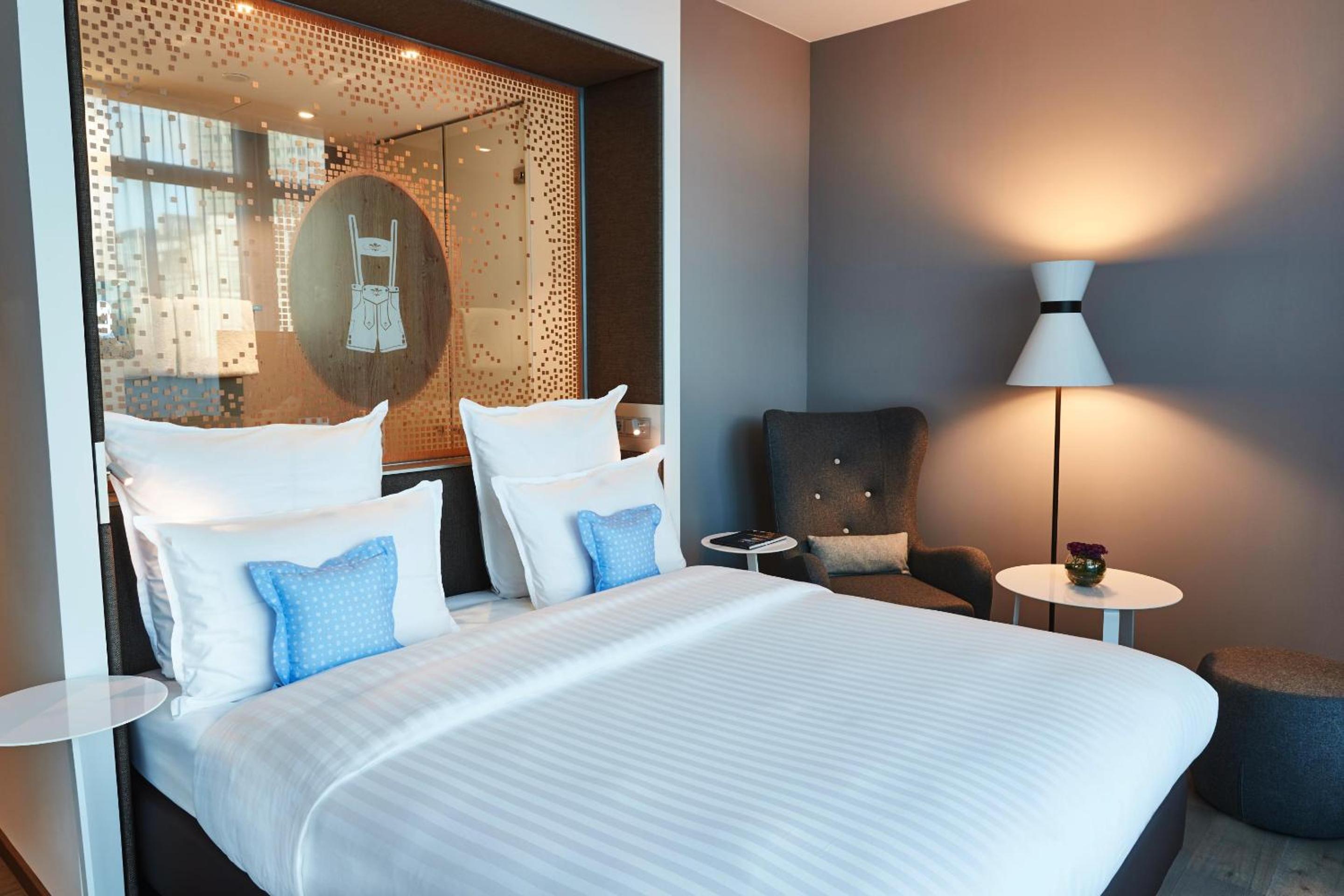 Superior Plus Double or Twin Room photo 3
