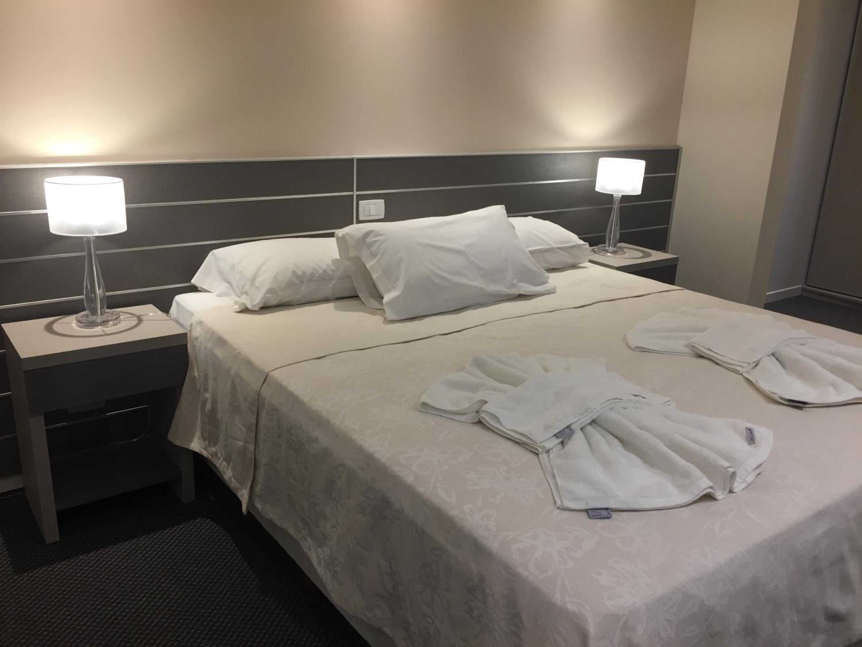 Superior Deluxe Double or Twin Room  photo 1