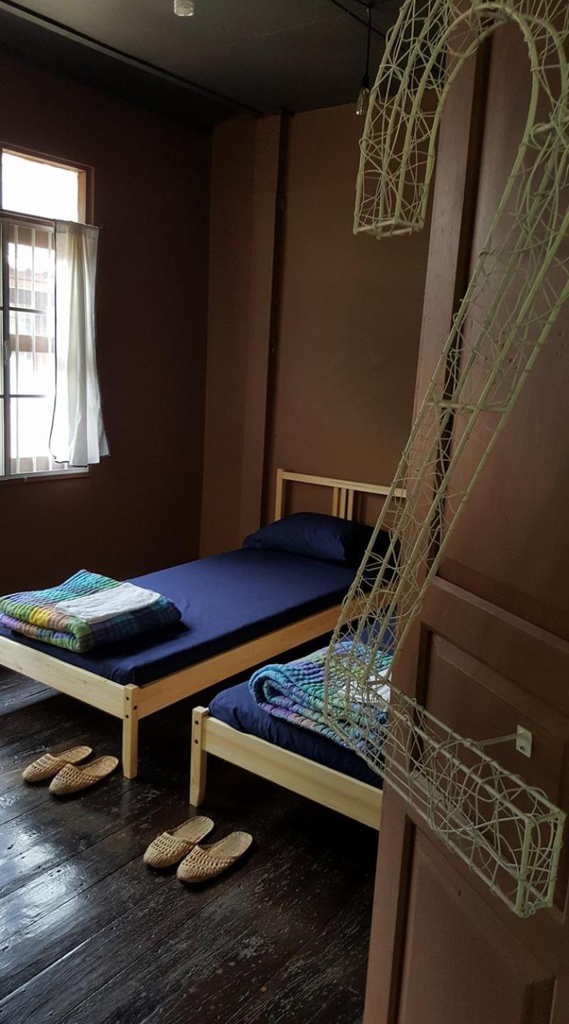 Budget Twin Room - Photo 3