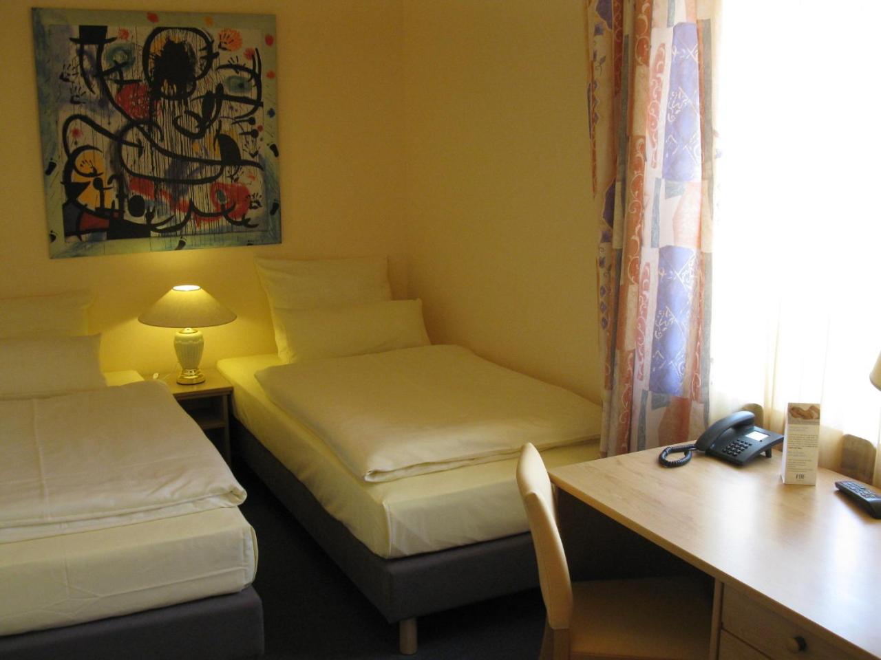 Twin Room photo 1